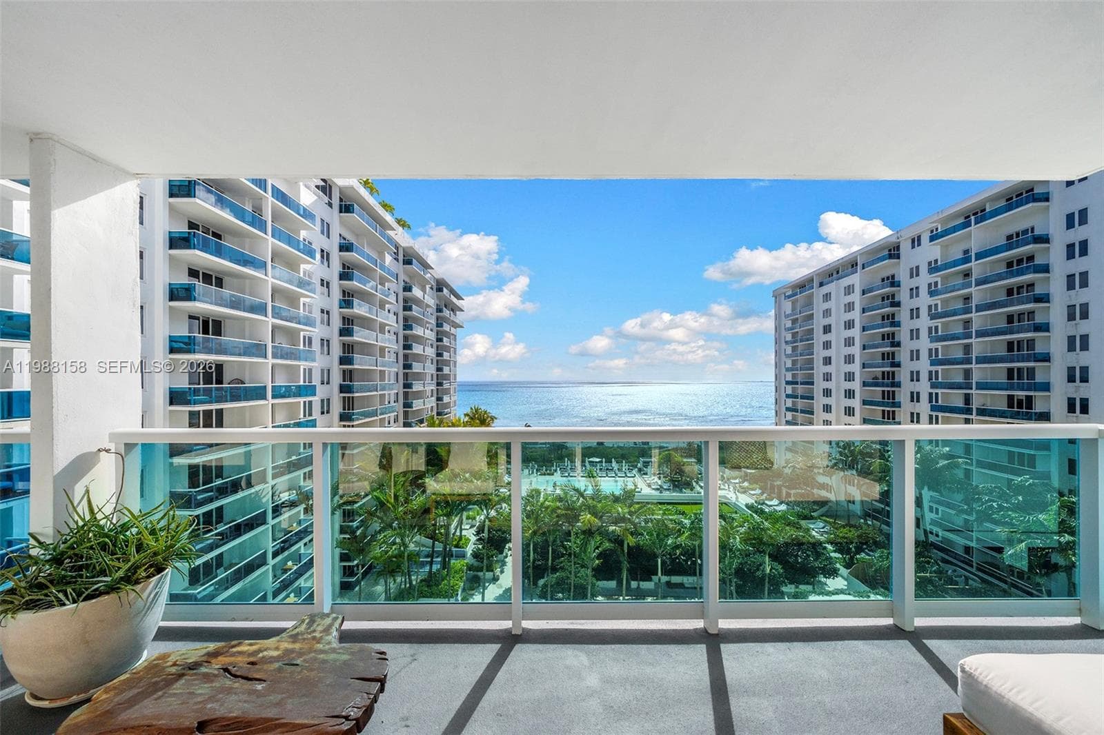 A11988158 — Miami Beach — 9