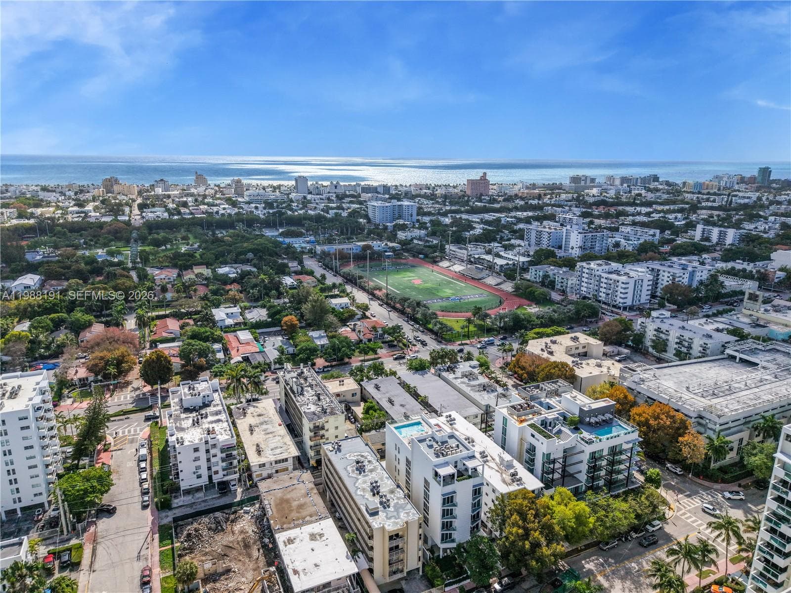 A11988191 — Miami Beach — 13