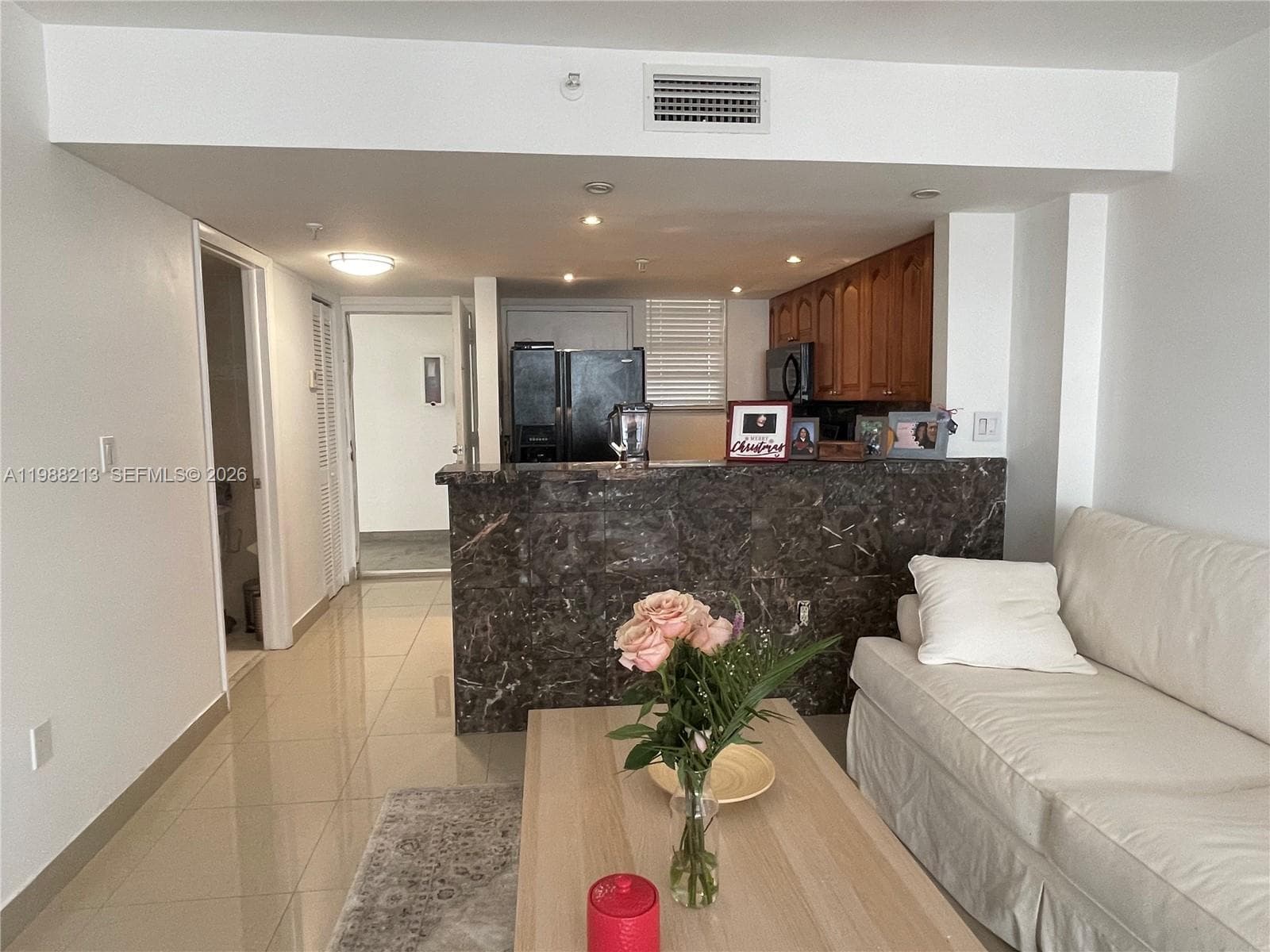 A11988213 — Miami Beach — 21