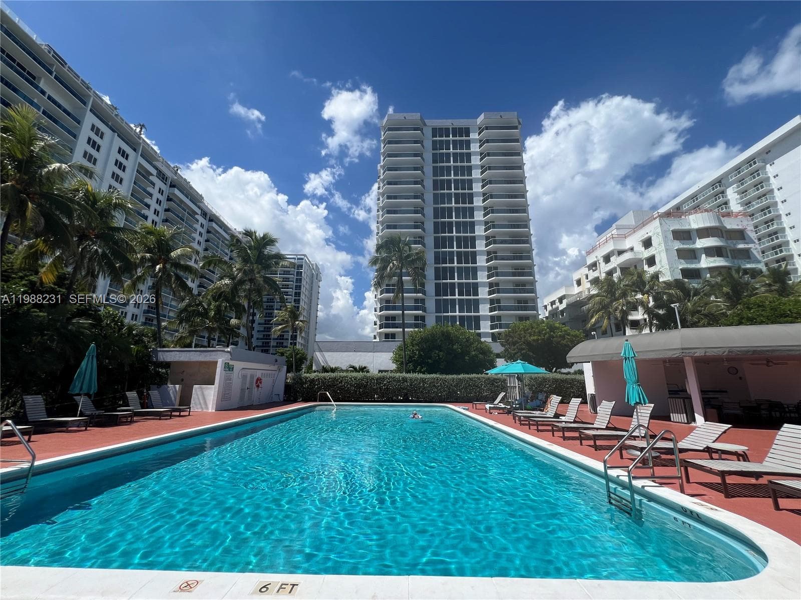 A11988231 — Miami Beach
