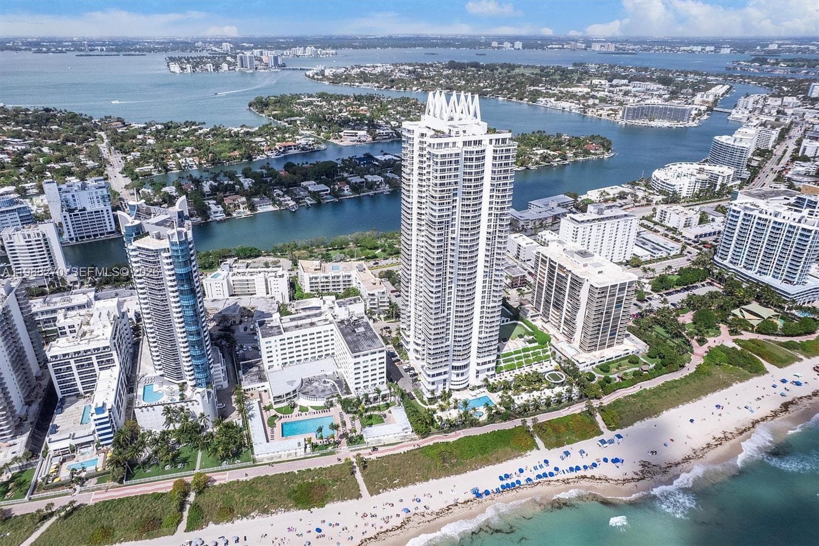 A11988270 — Miami Beach — 28