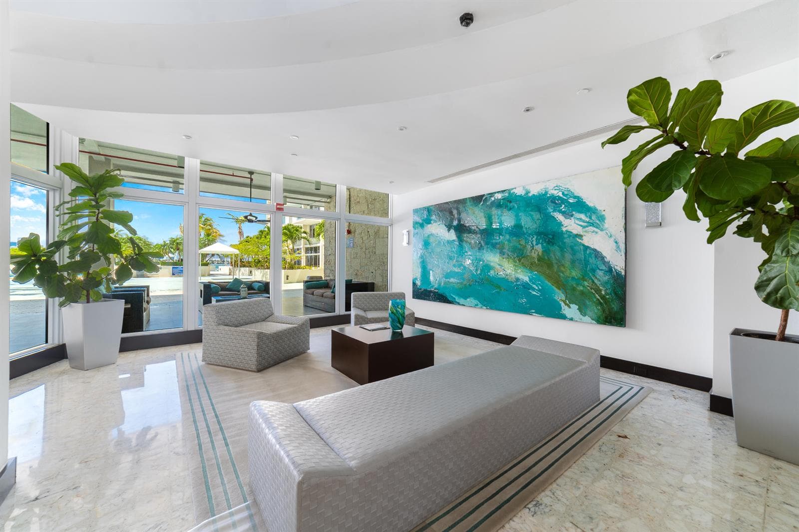 B26006179 — Miami Beach — 42