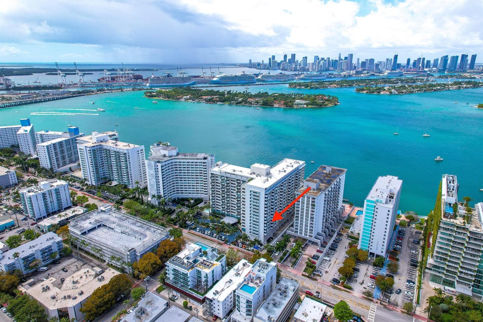 B26006179 — Miami Beach — 69