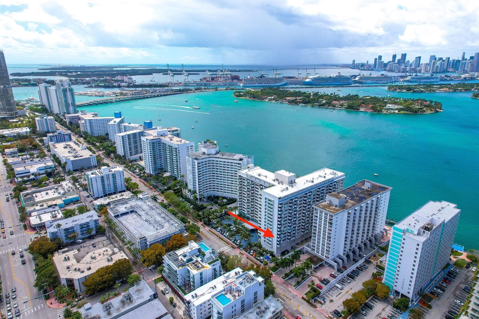 B26006179 — Miami Beach — 70