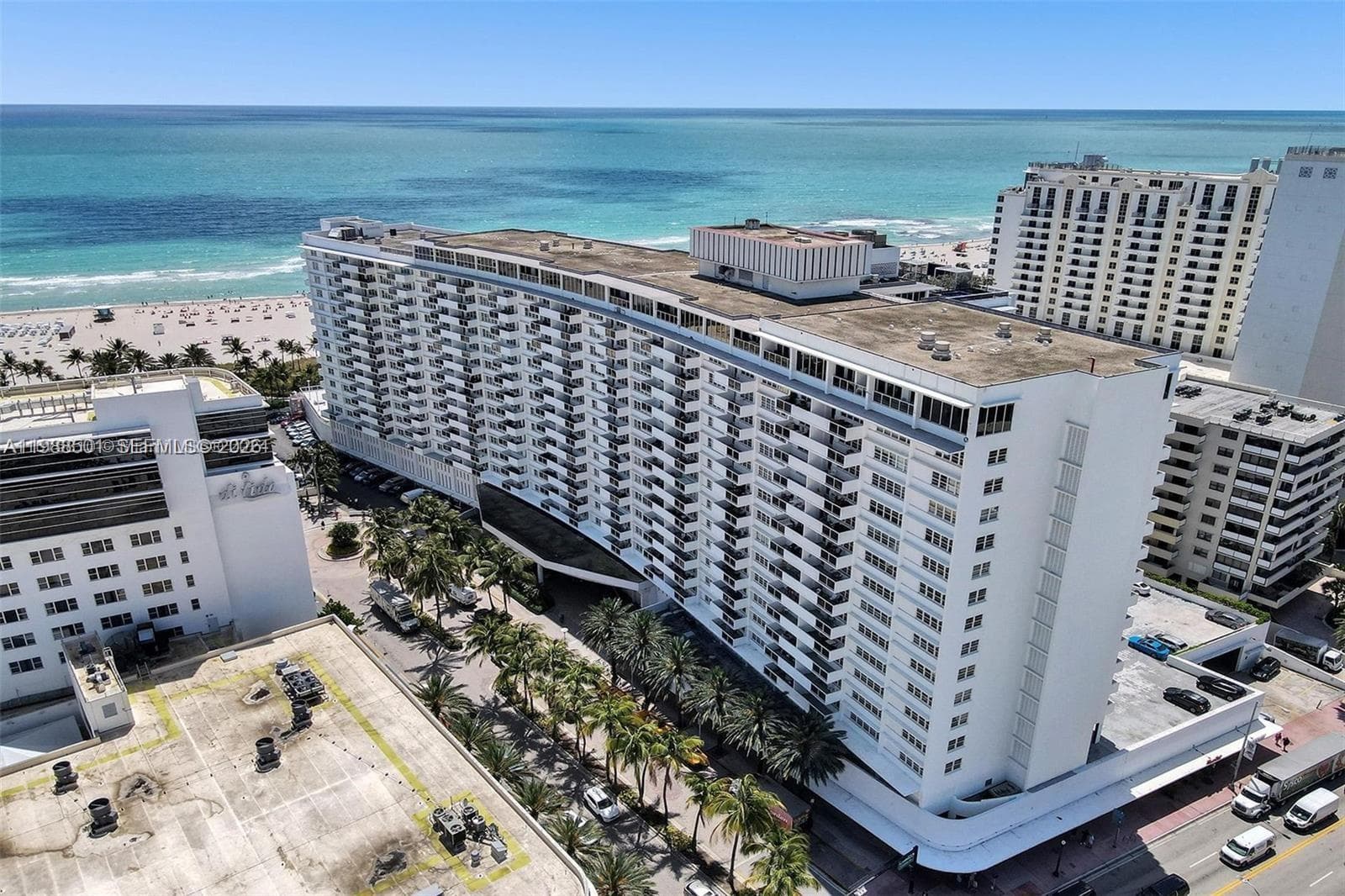 A11988501 — Miami Beach — 12