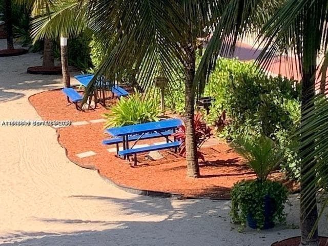 A11988609 — Miami Beach — 30