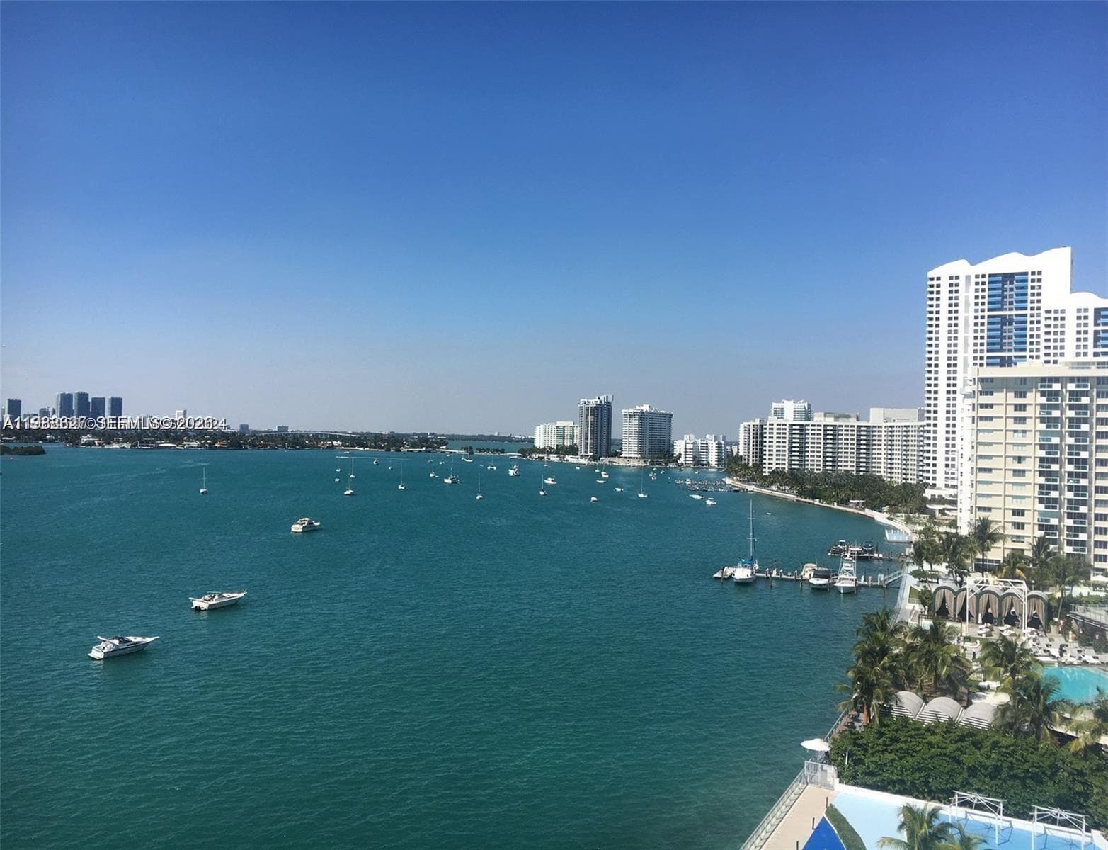 A11988627 — Miami Beach — 38