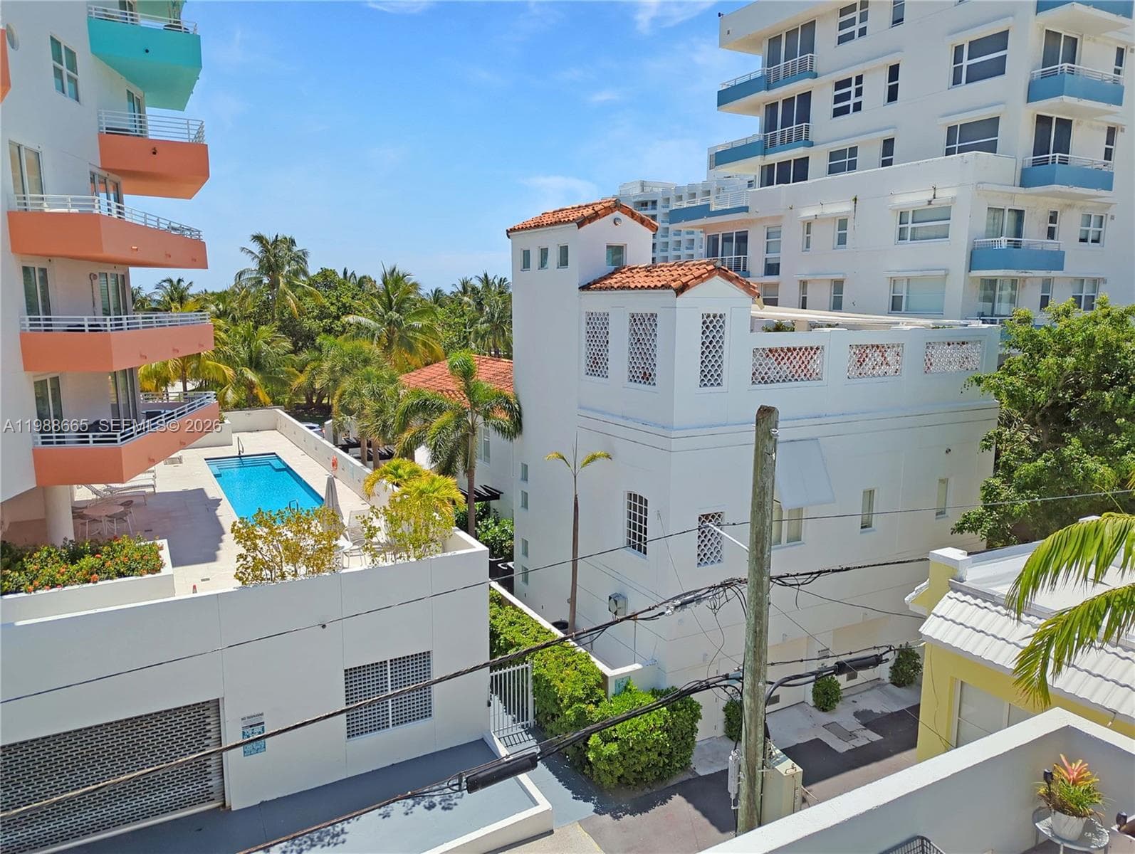 A11988665 — Miami Beach — 9