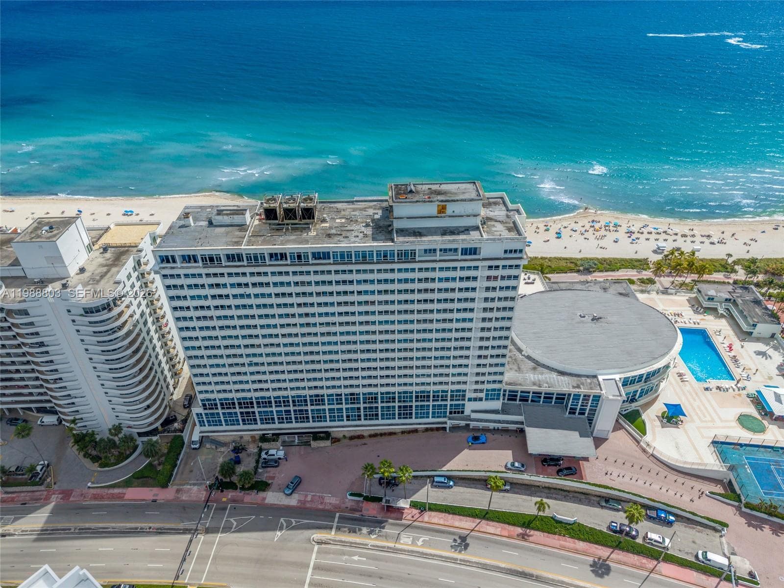 A11988803 — Miami Beach — 27