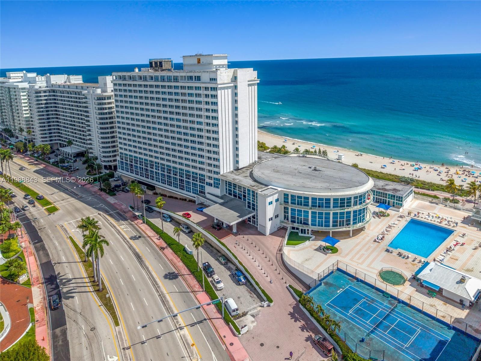 A11988843 — Miami Beach — 30