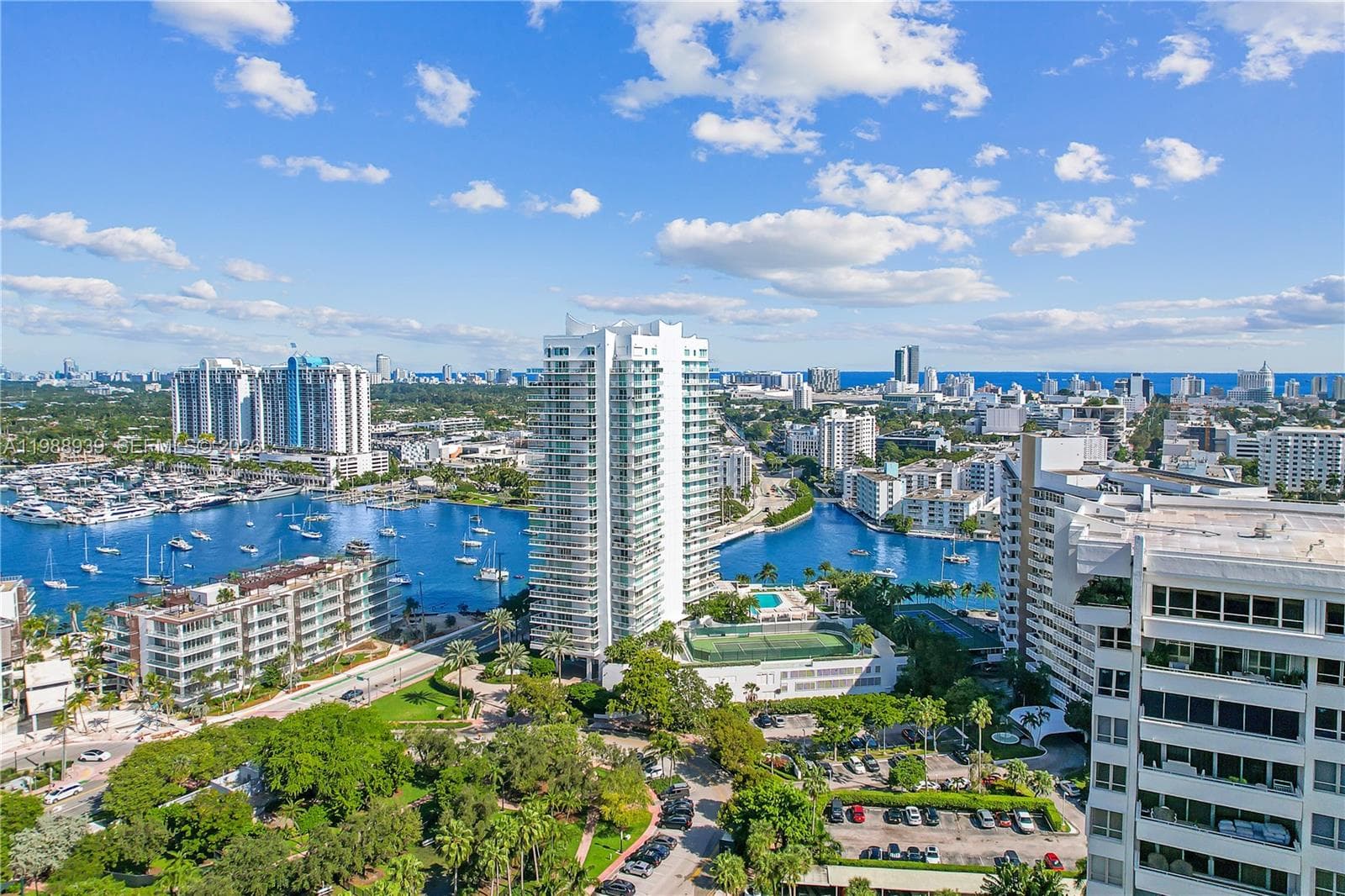 A11988939 — Miami Beach — 28