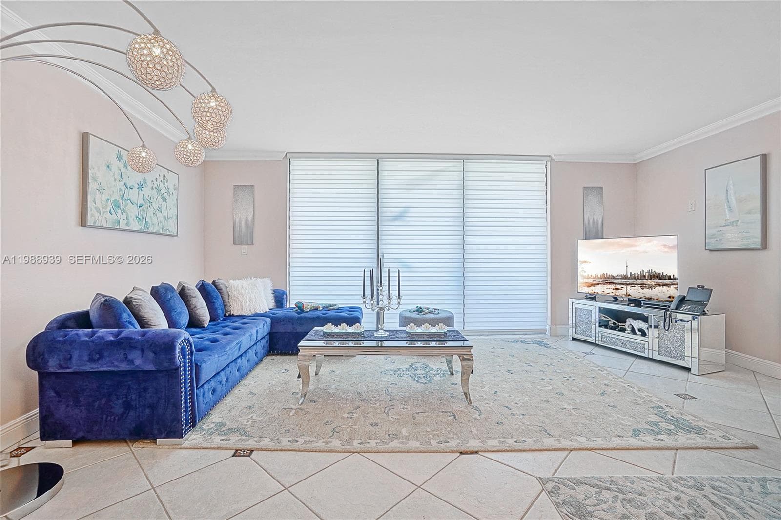 A11988939 — Miami Beach — 11