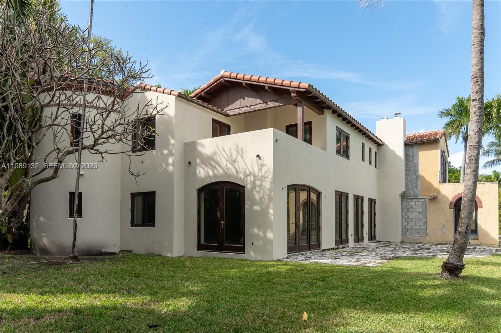 A11989132 — Miami Beach — 6