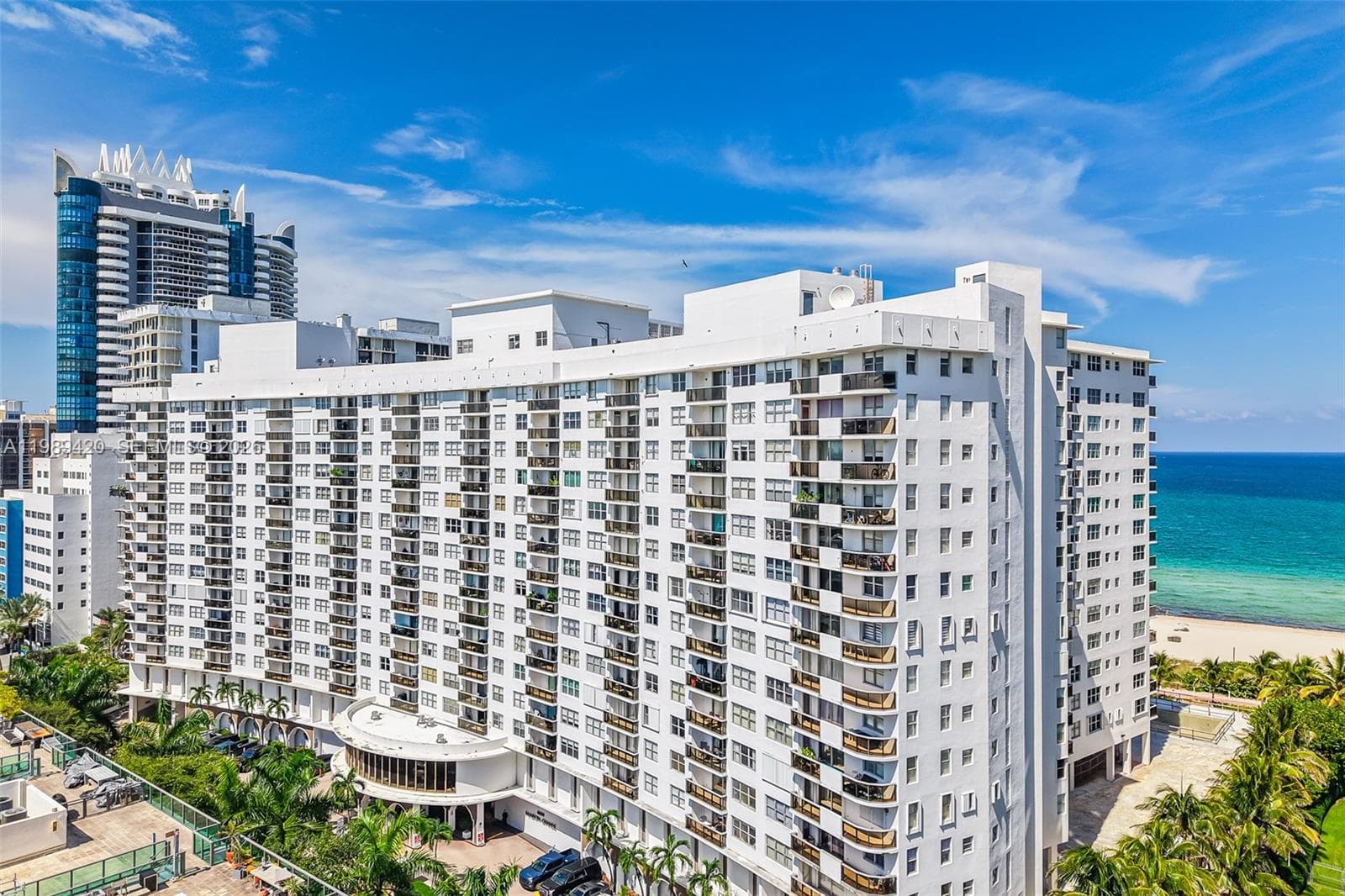 A11989420 — Miami Beach — 20