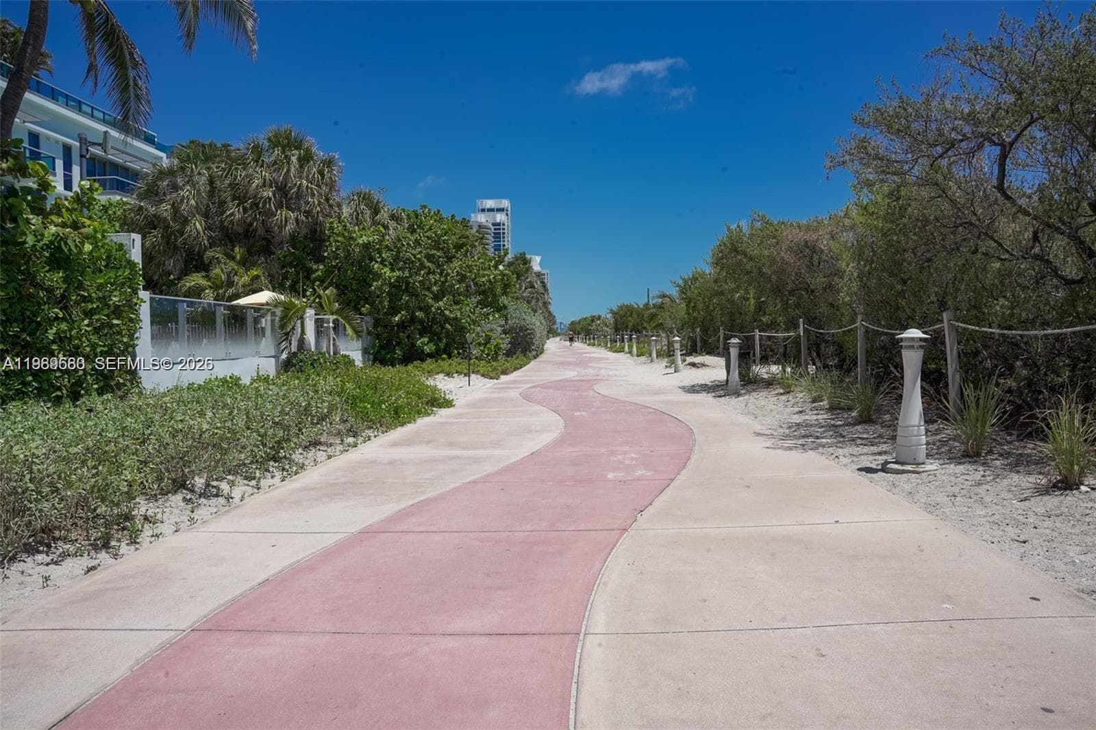 A11989680 — Miami Beach — 22