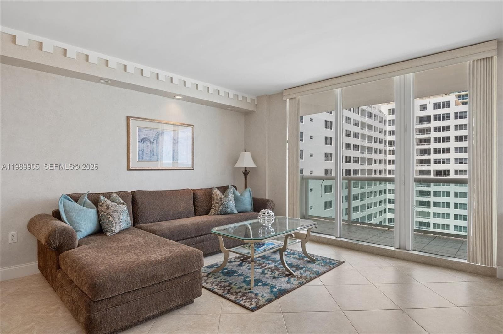 A11989905 — Miami Beach — 8
