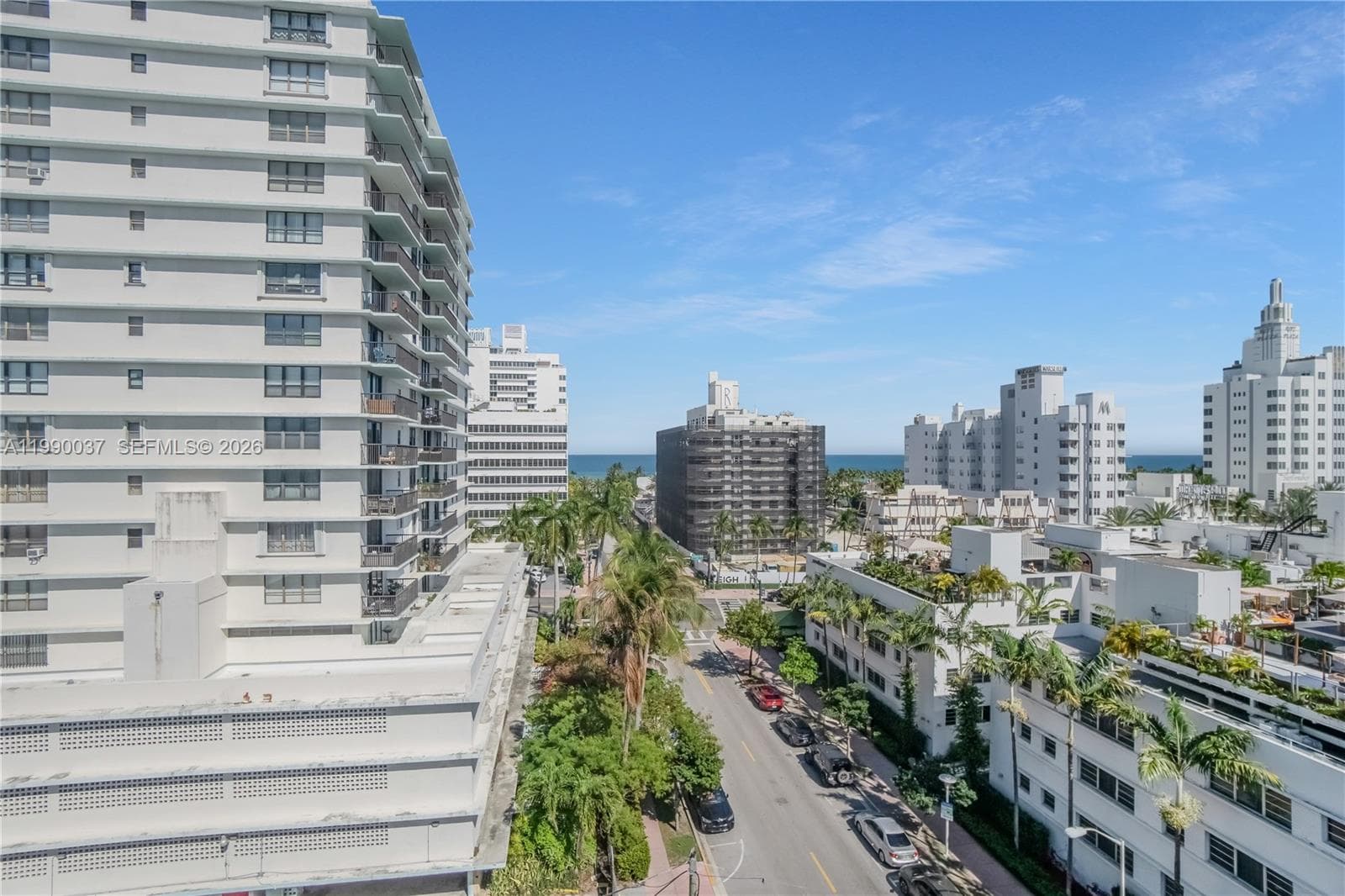 A11990037 — Miami Beach — 31