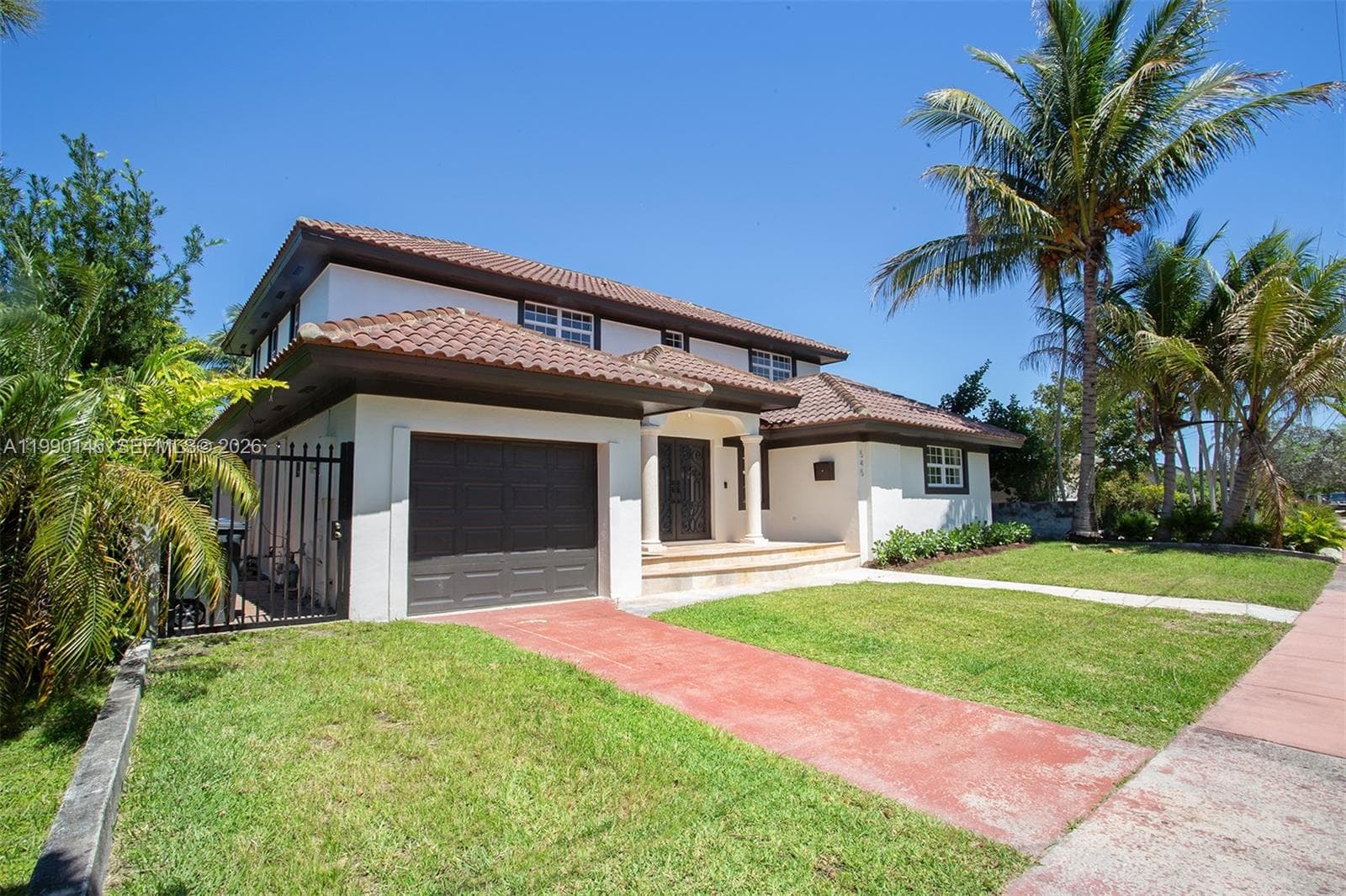 A11990146 — Miami Beach — 13