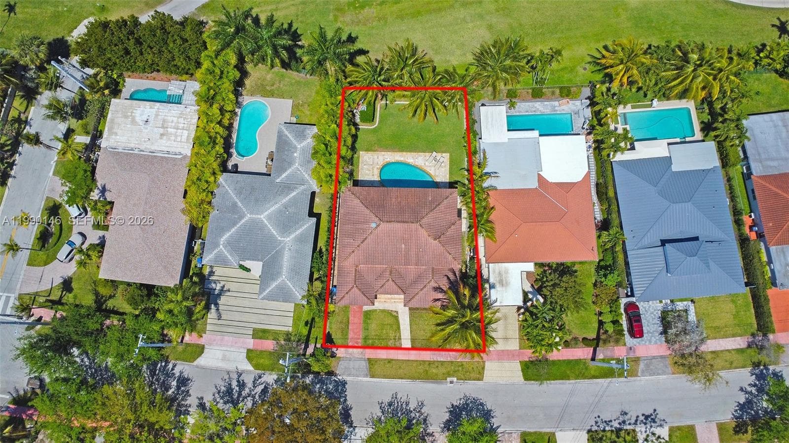 A11990146 — Miami Beach — 89