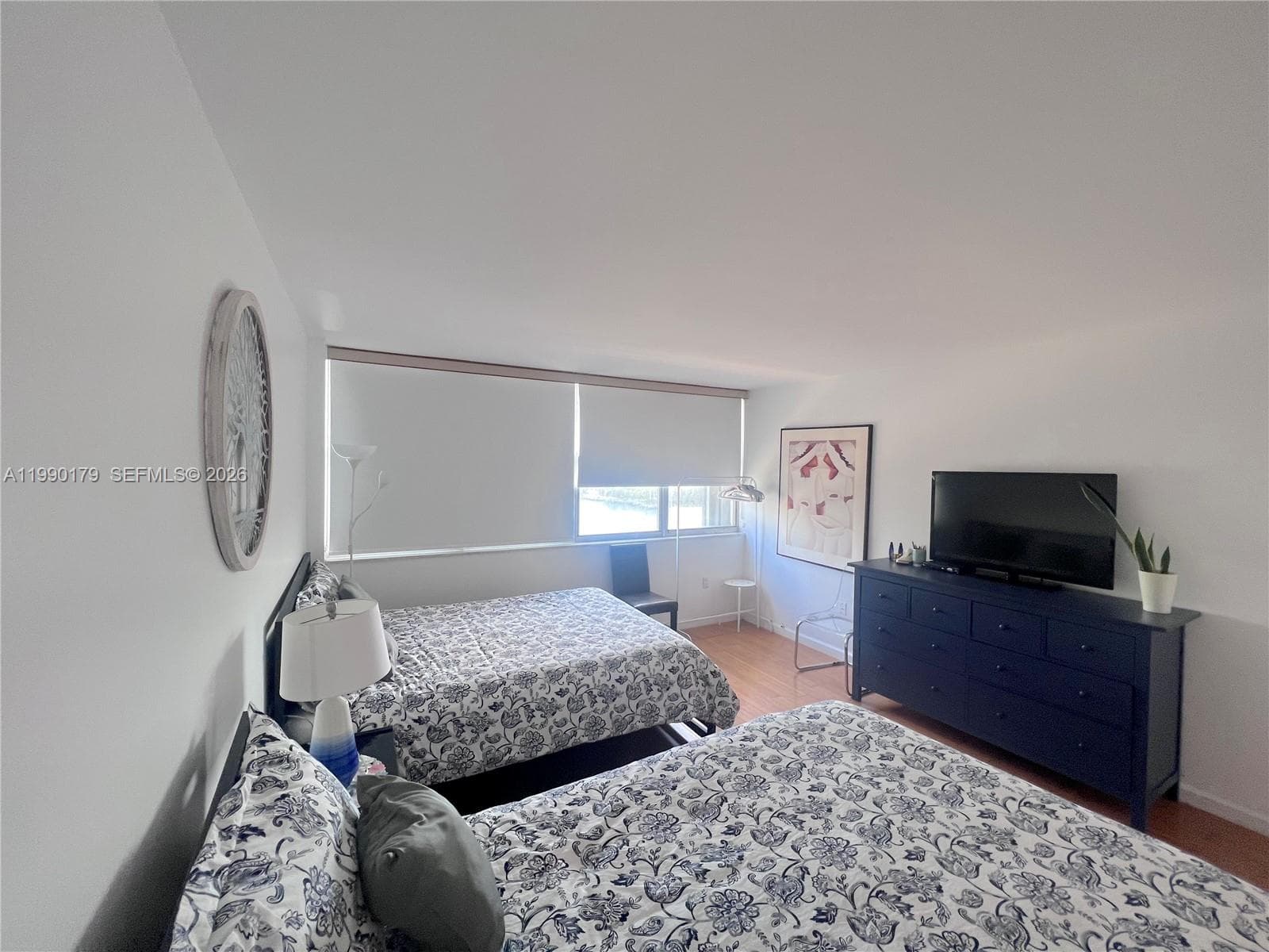 A11990179 — Miami Beach — 17