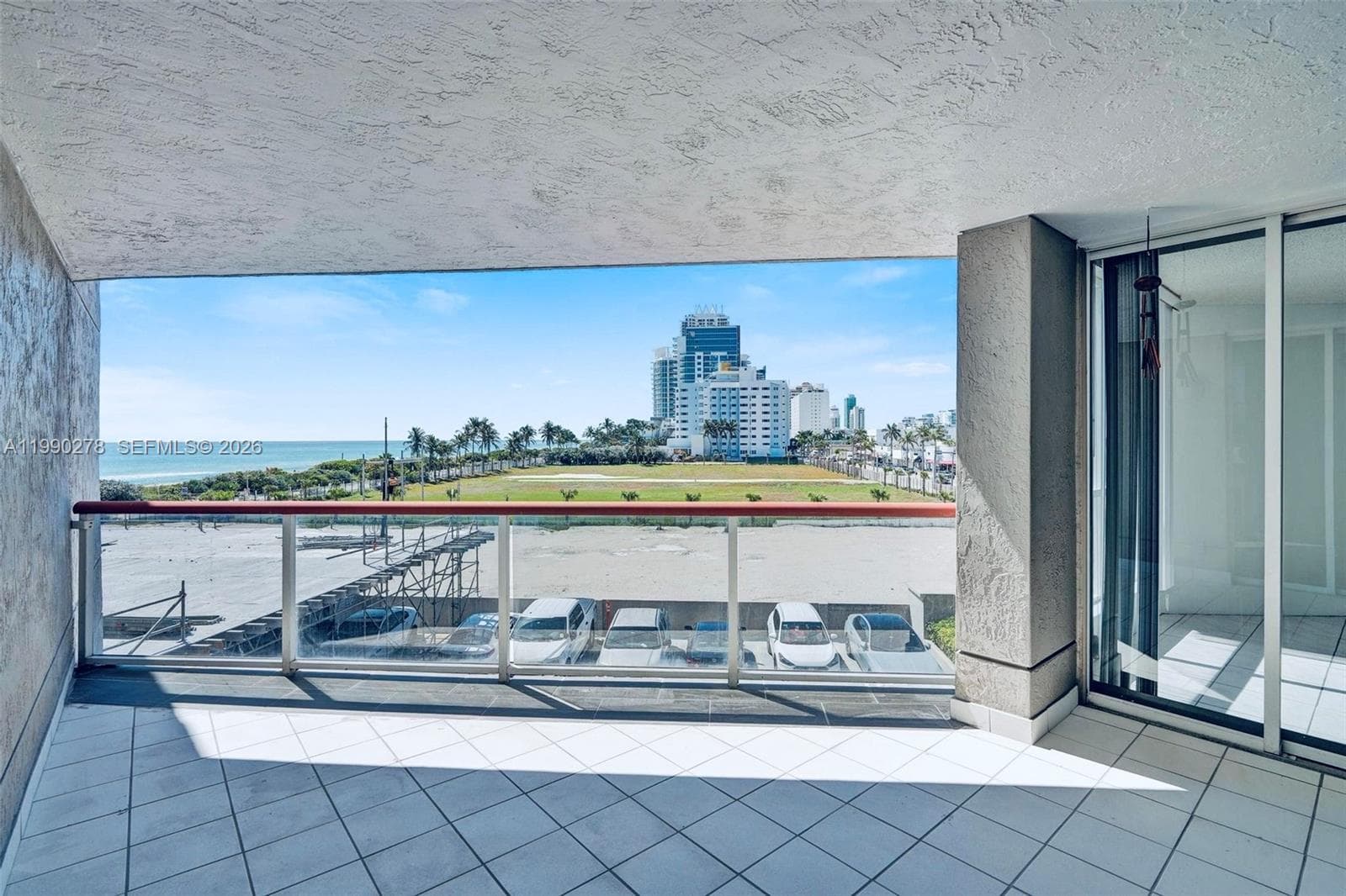 A11990278 — Miami Beach — 14