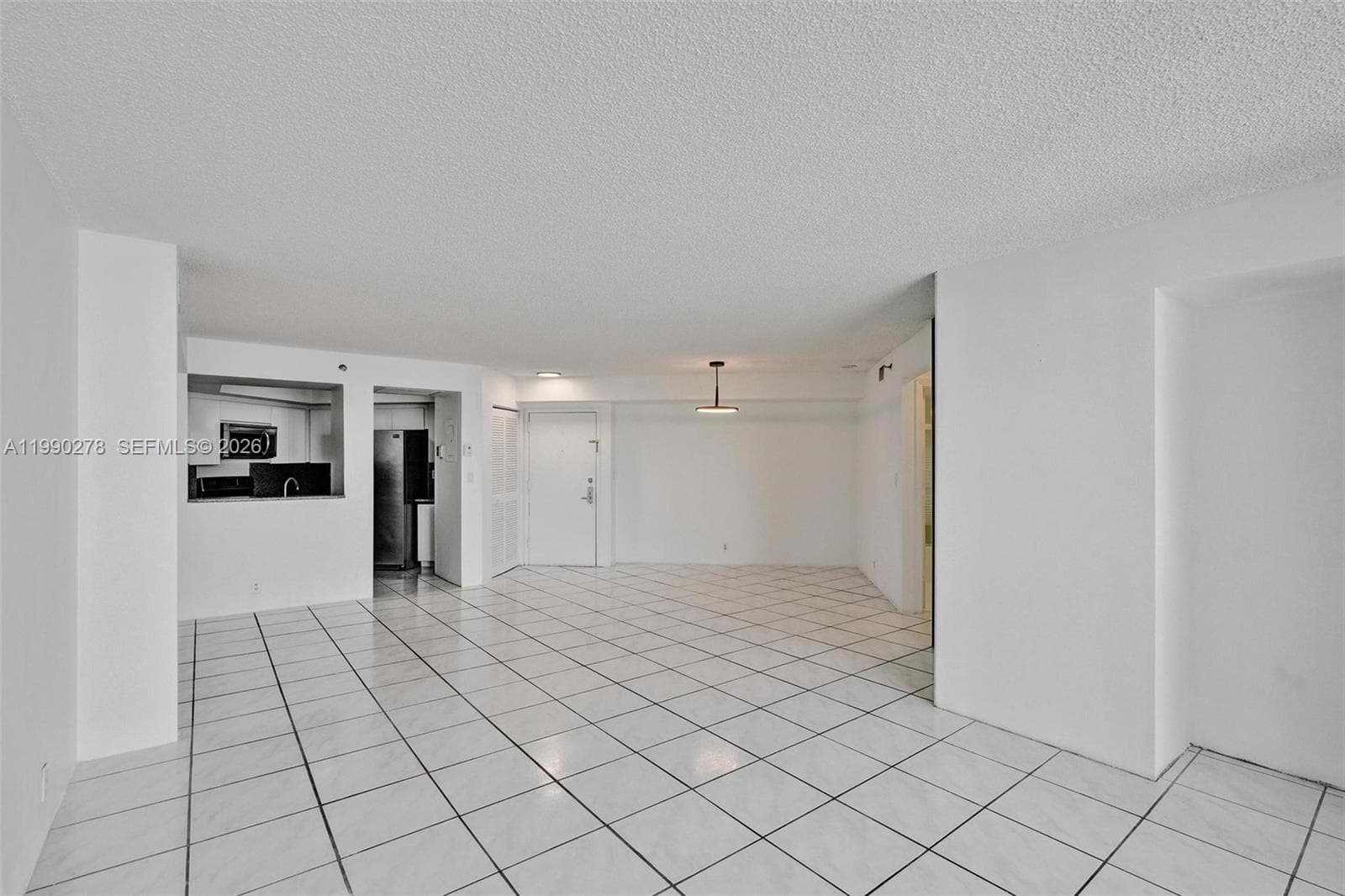 A11990278 — Miami Beach — 31