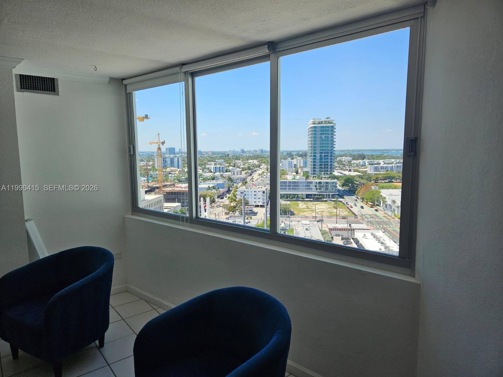 A11990415 — Miami Beach — 6