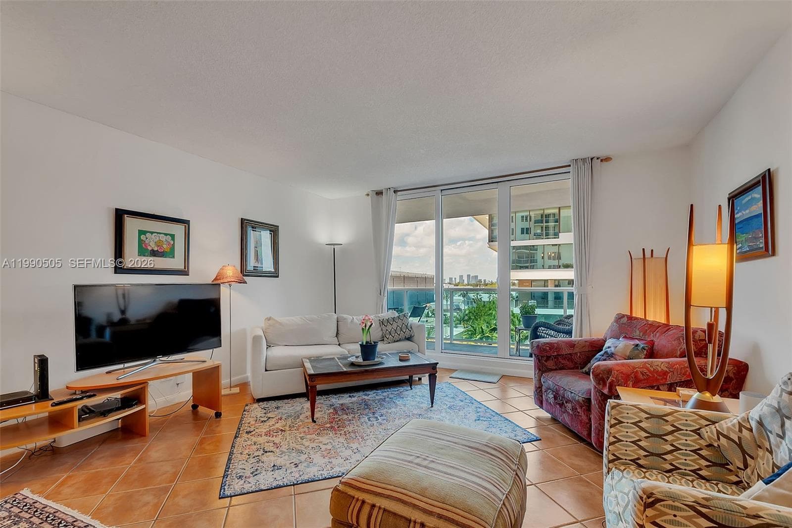 A11990505 — Miami Beach — 6