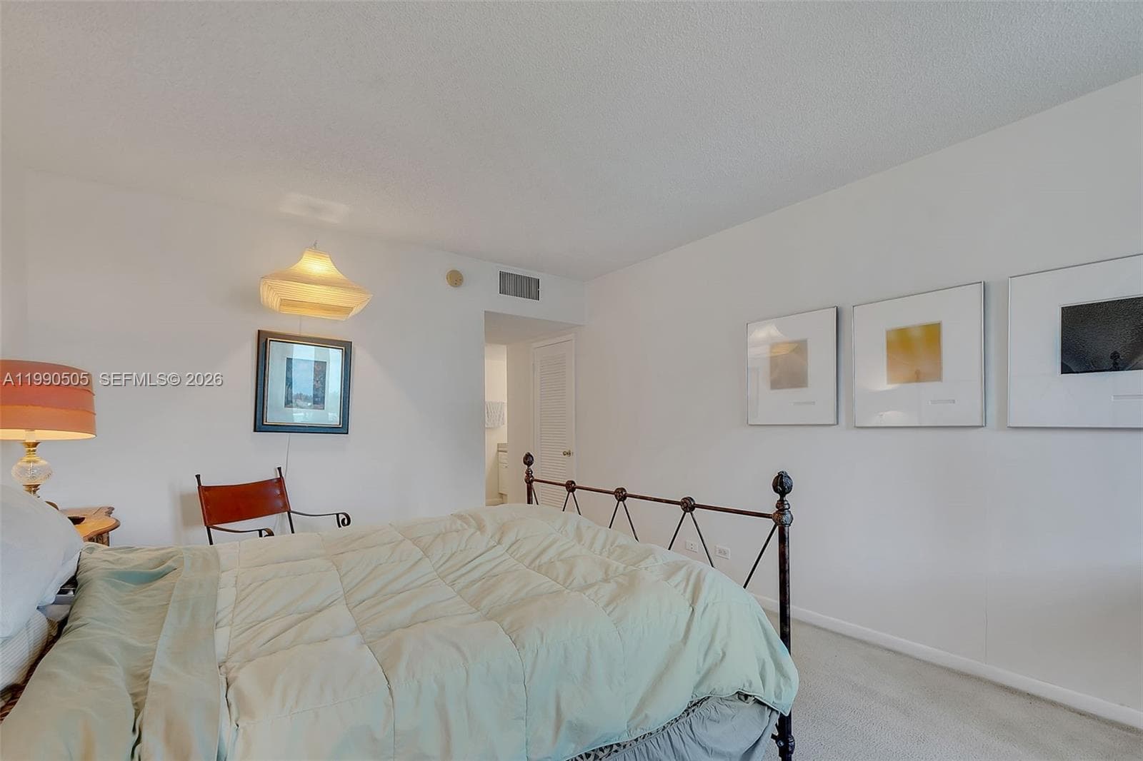 A11990505 — Miami Beach — 17