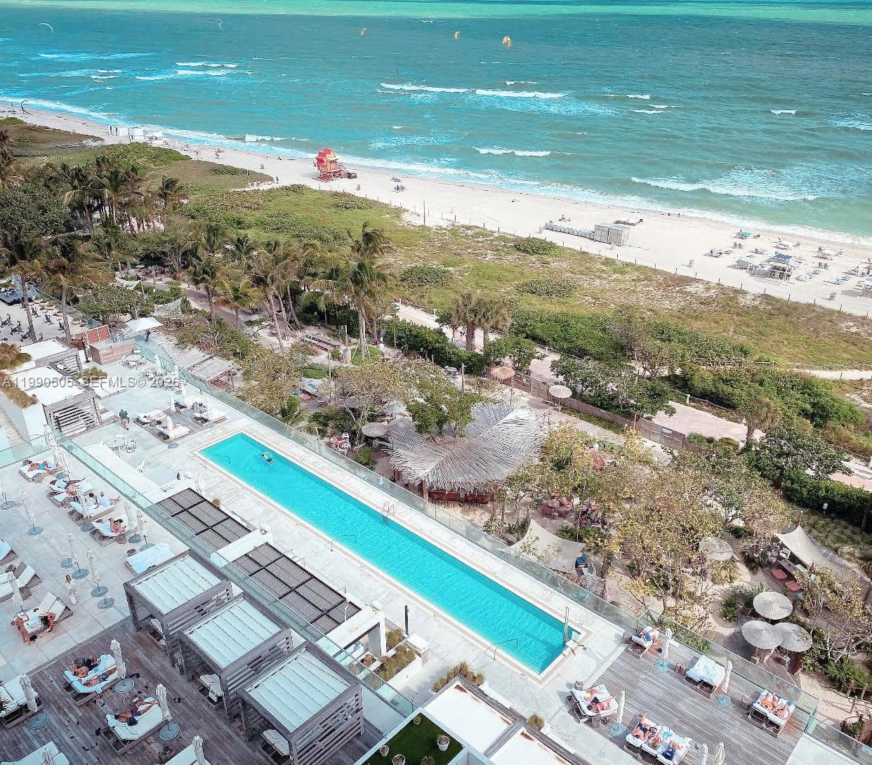 A11990505 — Miami Beach — 22