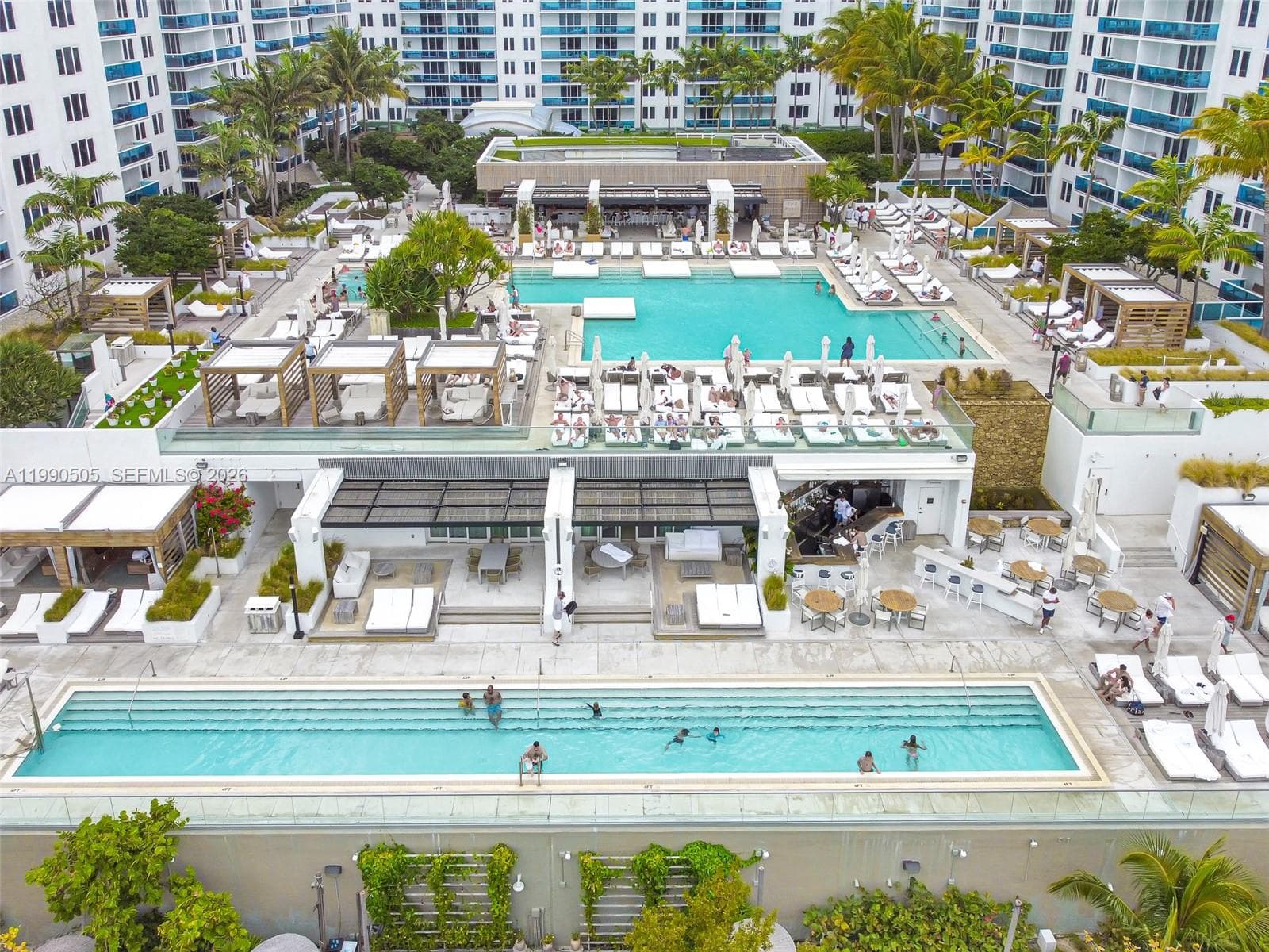 A11990505 — Miami Beach — 21