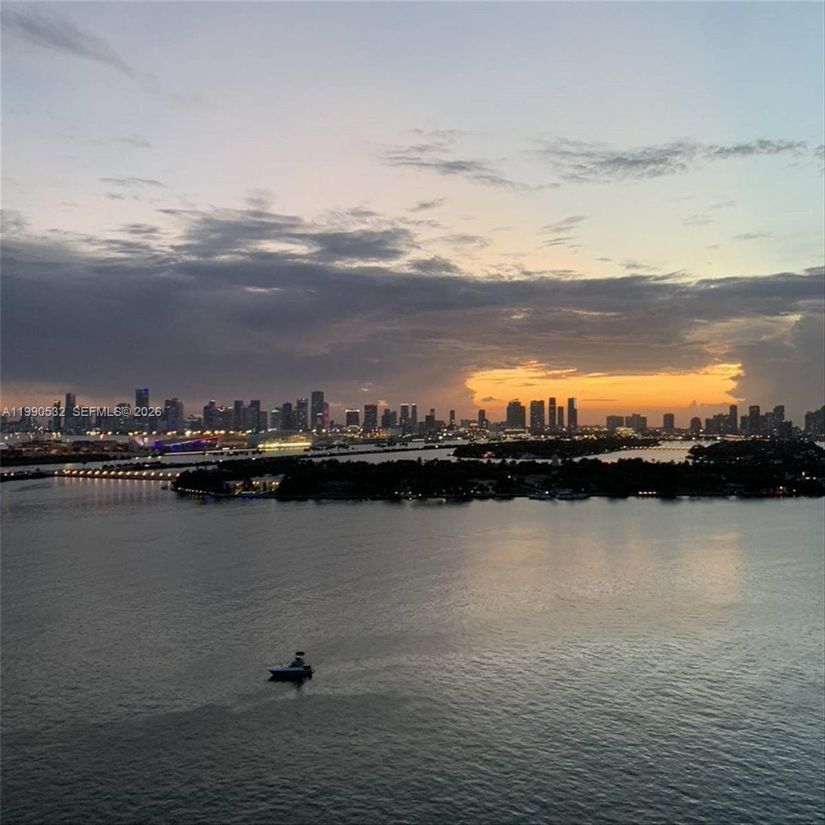 A11990532 — Miami Beach — 14