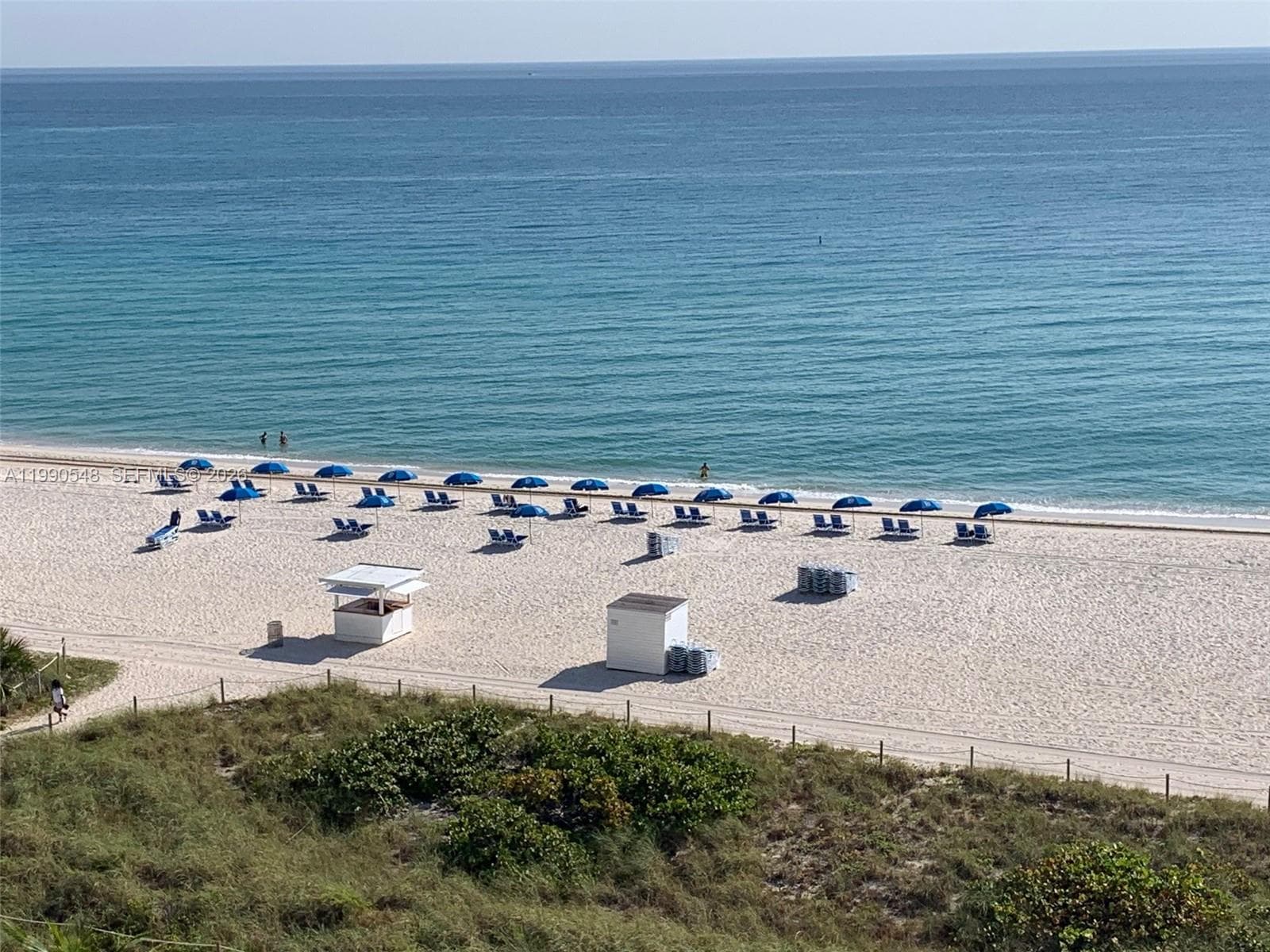 A11990548 — Miami Beach — 33