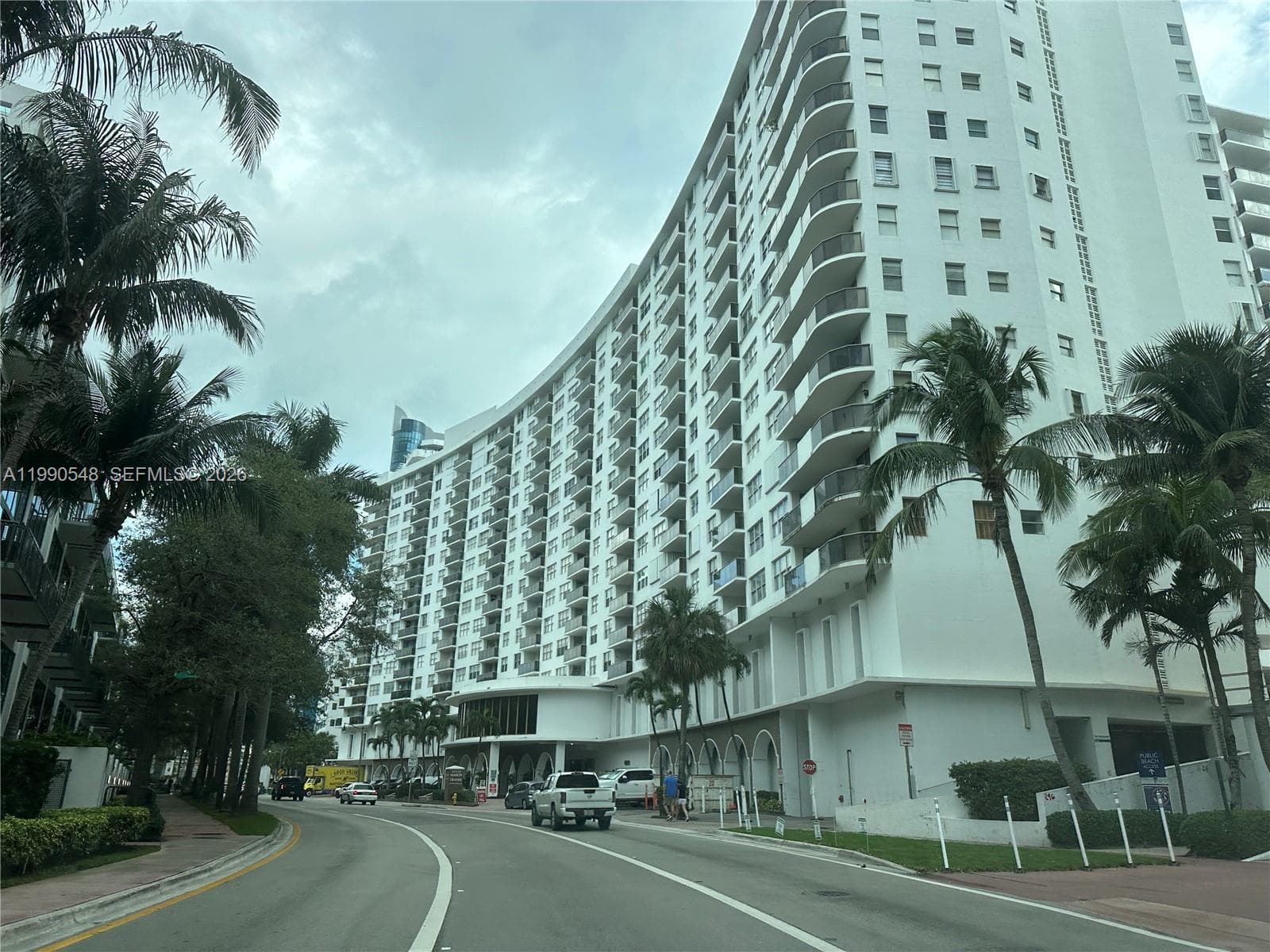 A11990548 — Miami Beach — 25