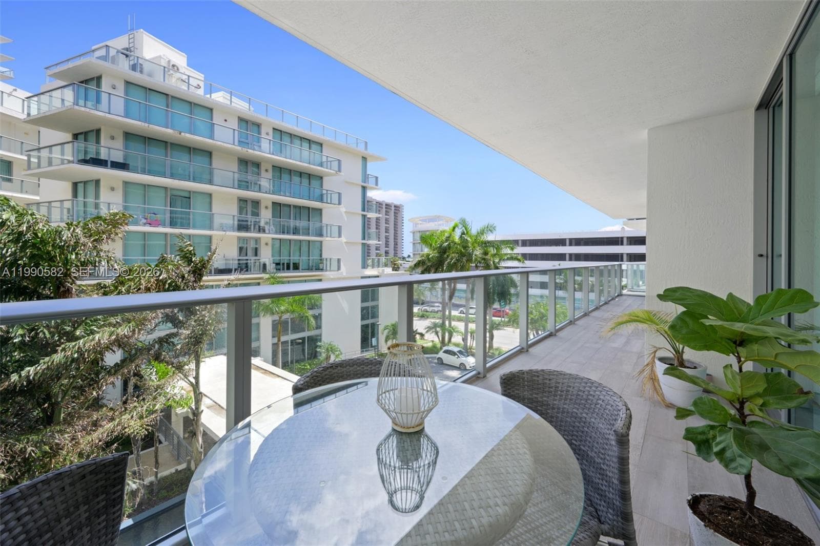 A11990582 — Miami Beach — 7