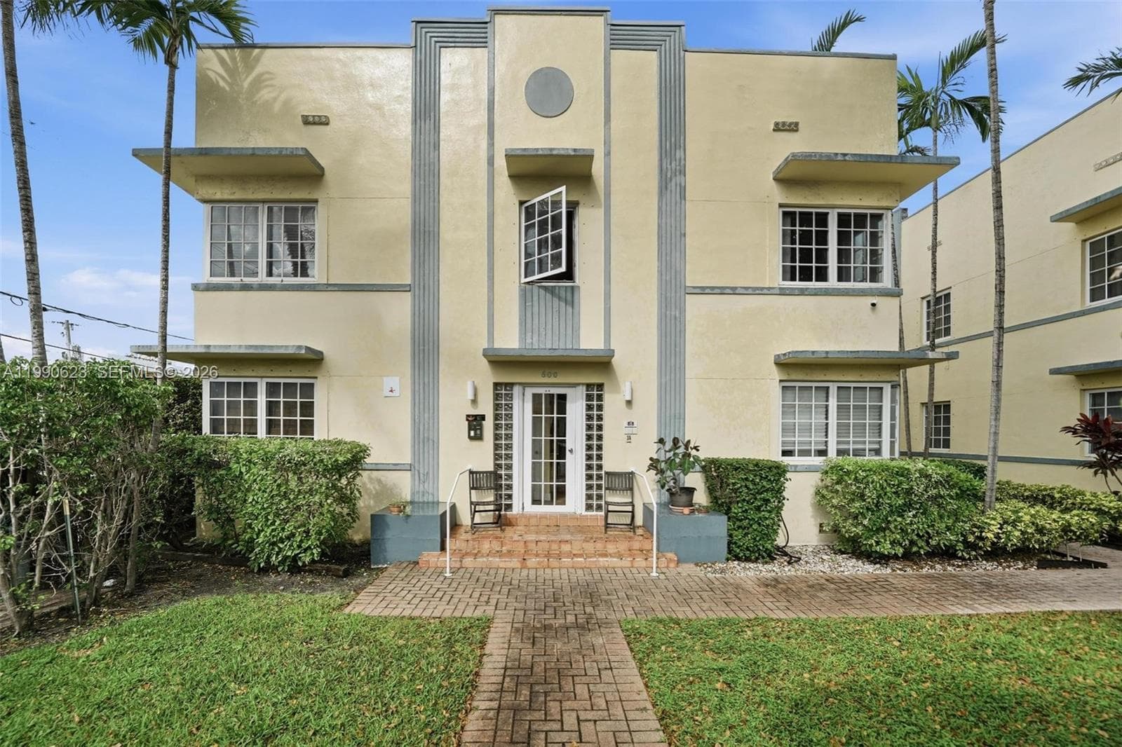 A11990623 — Miami Beach — 2