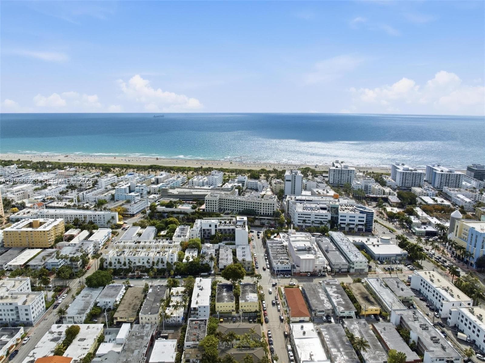 A11990623 — Miami Beach — 26