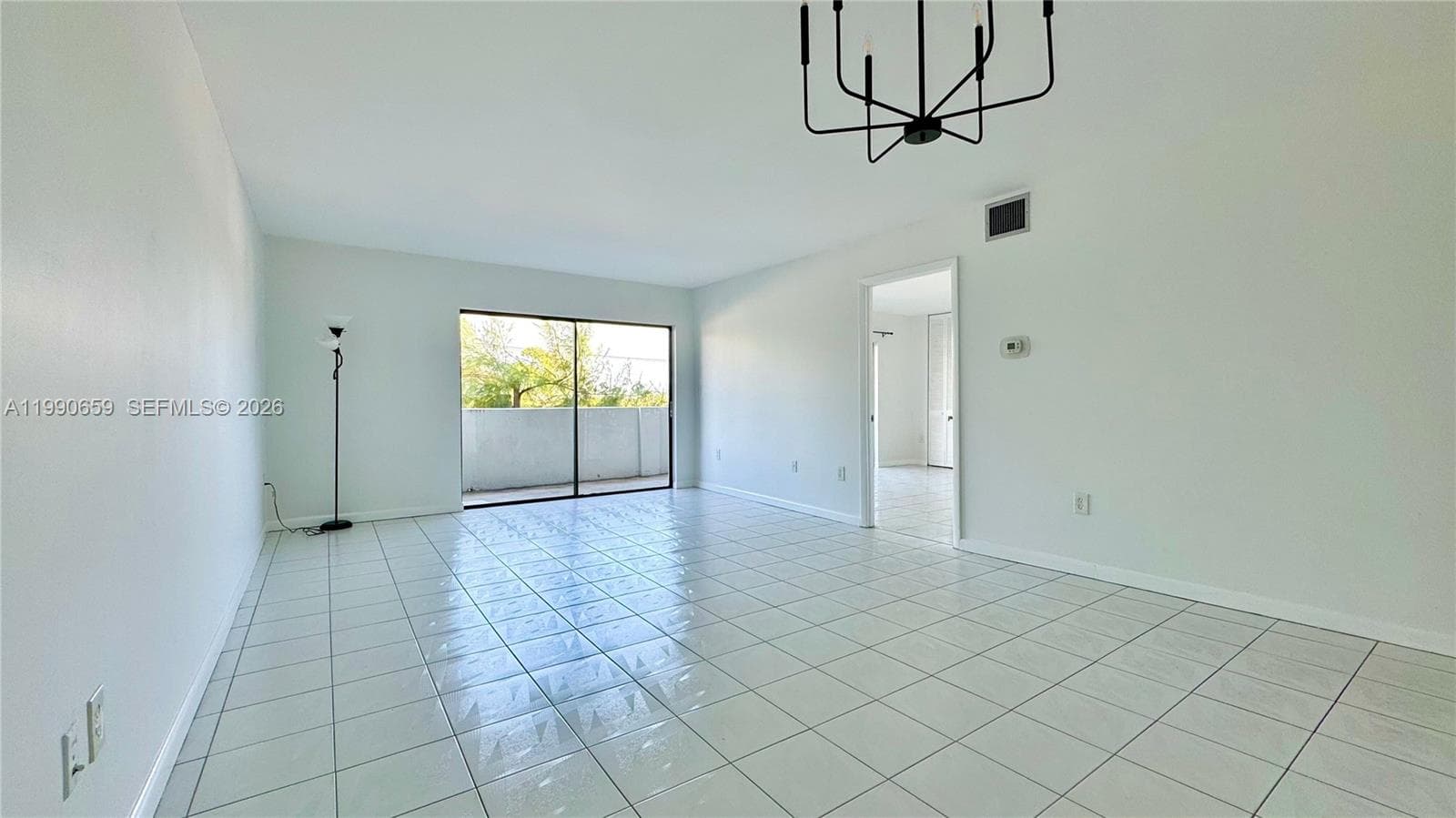 A11990659 — Miami Beach — 6