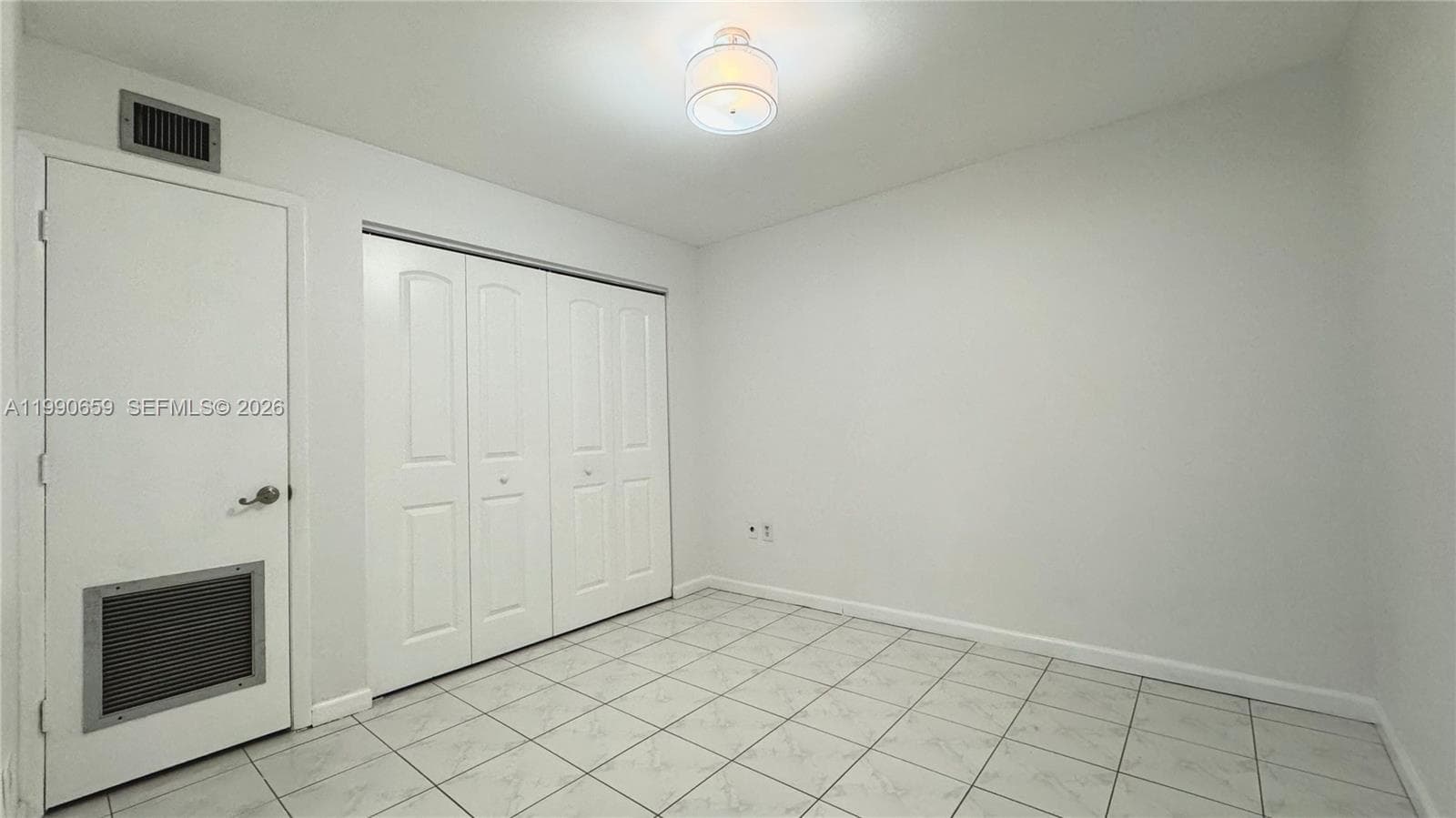 A11990659 — Miami Beach — 22
