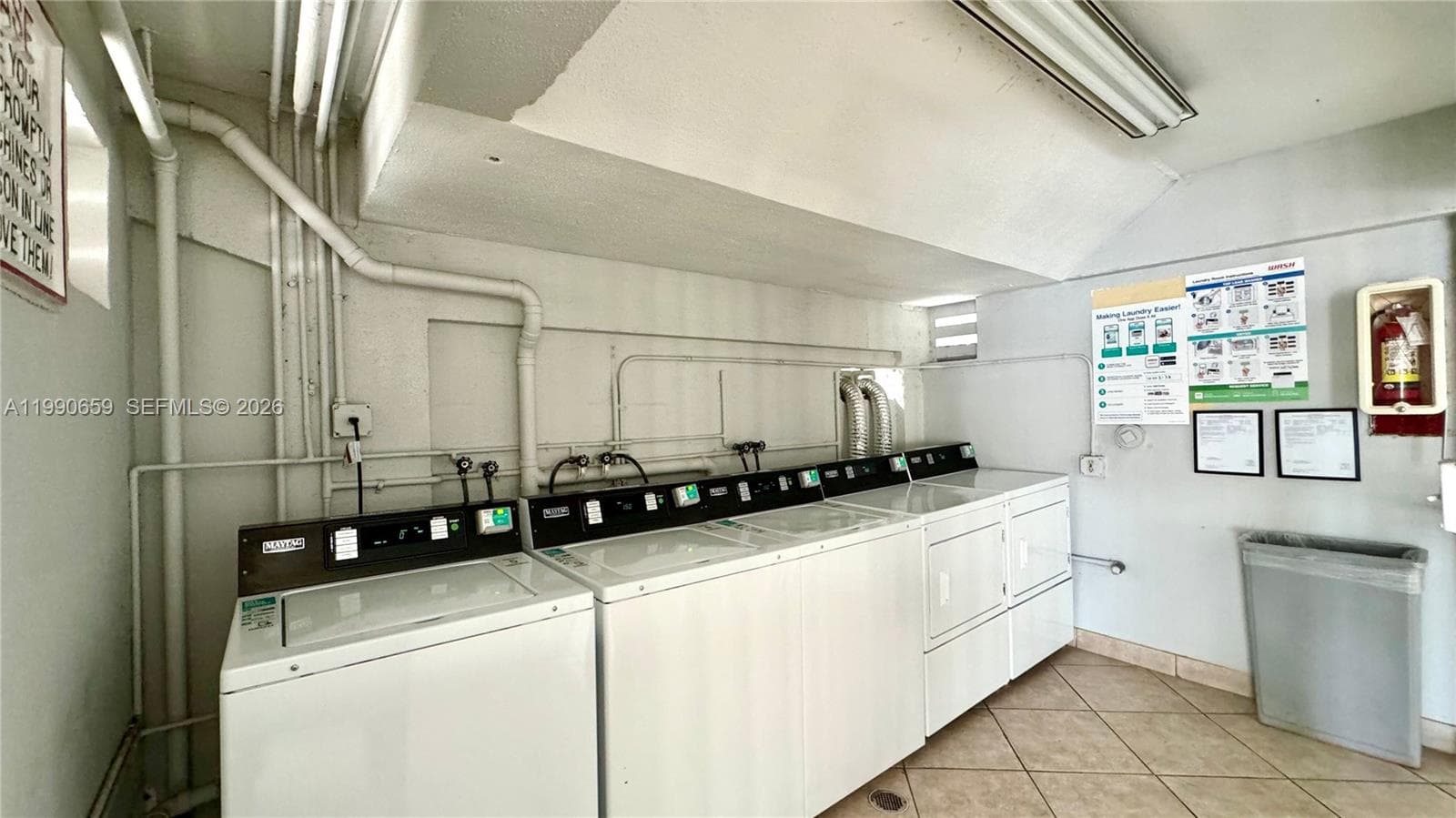A11990659 — Miami Beach — 32