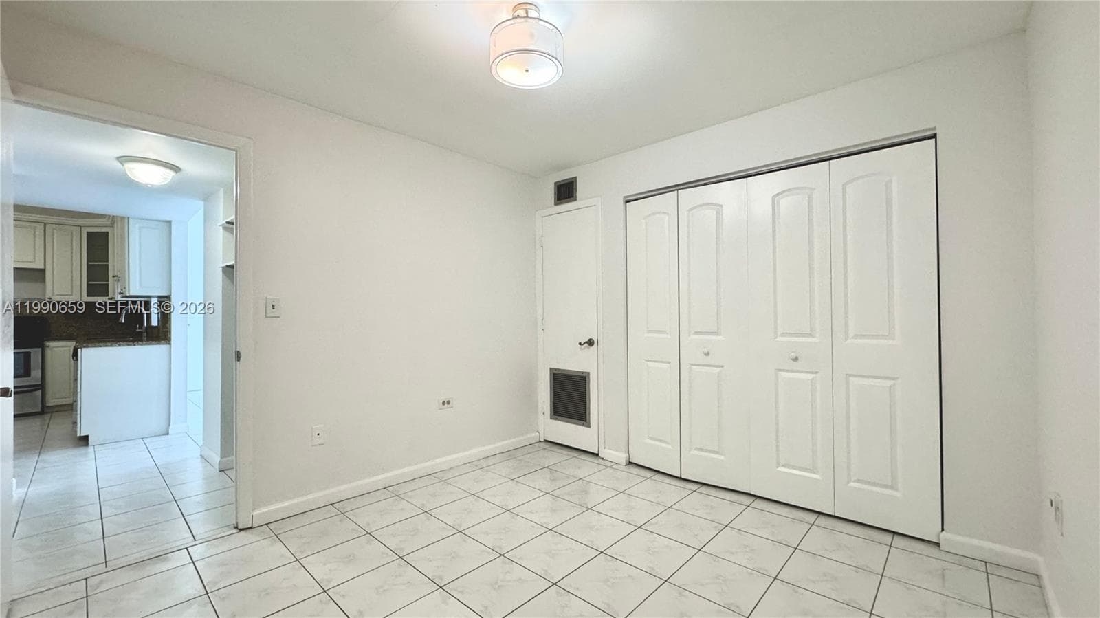 A11990659 — Miami Beach — 24