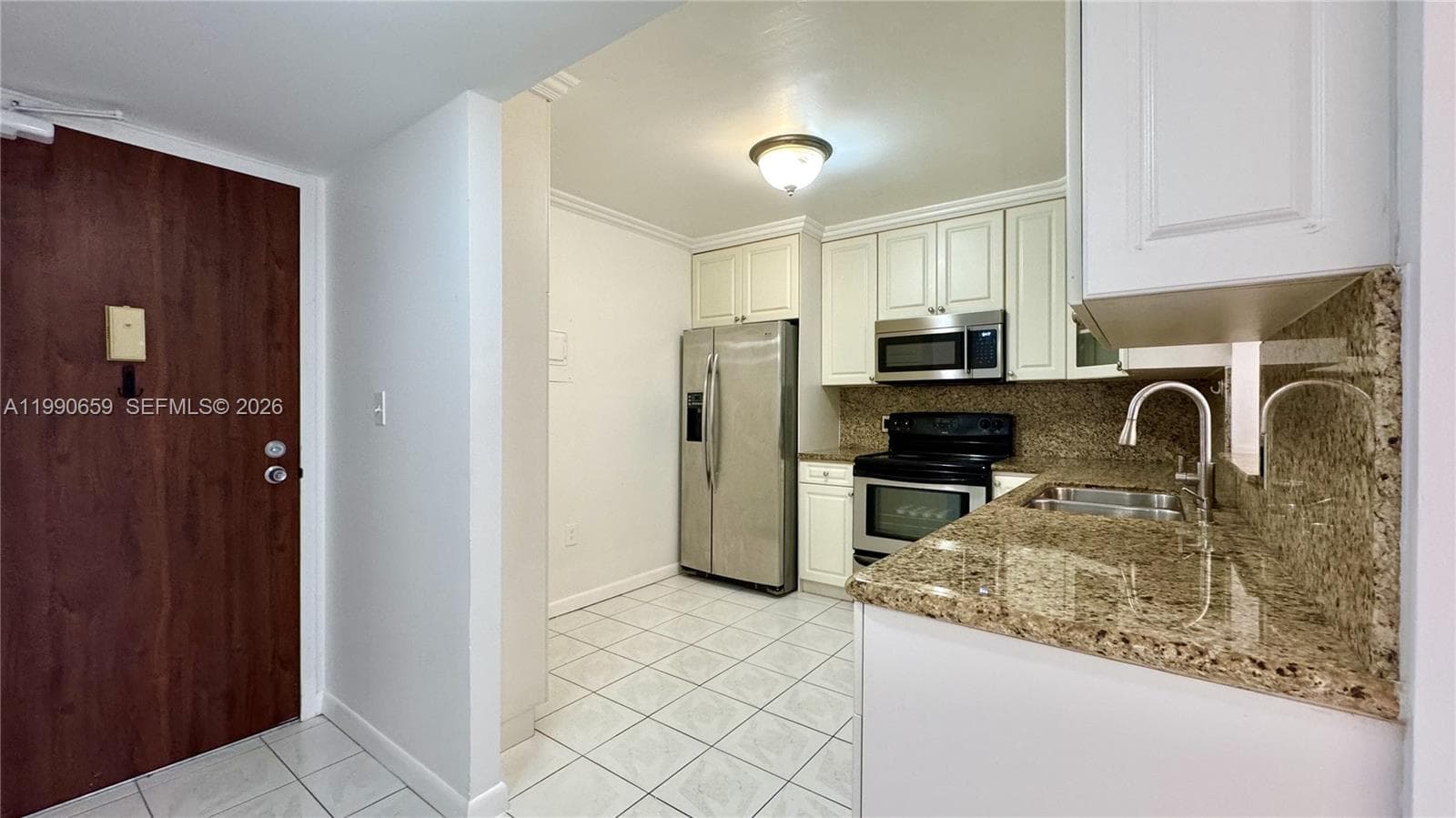 A11990659 — Miami Beach — 15