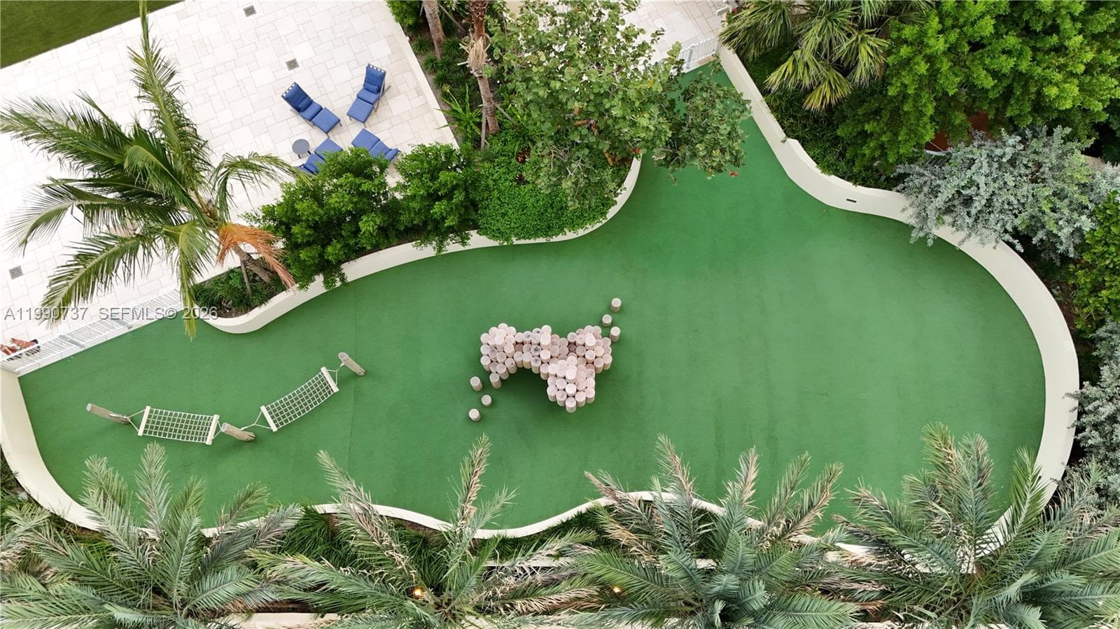 A11990737 — Miami Beach — 35