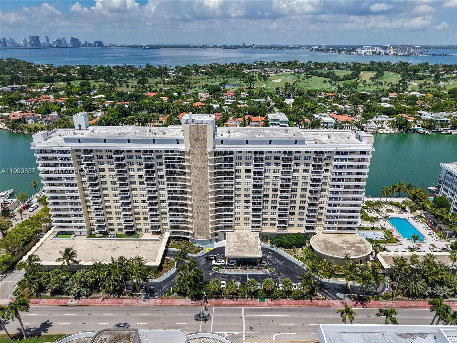A11990857 — Miami Beach