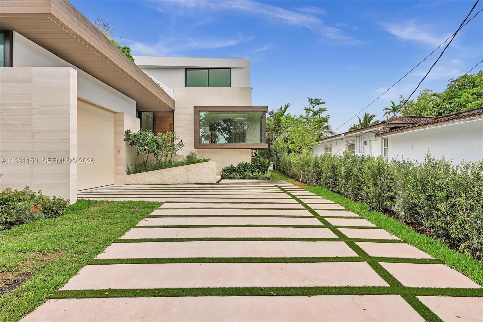 A11991150 — Miami Beach — 5