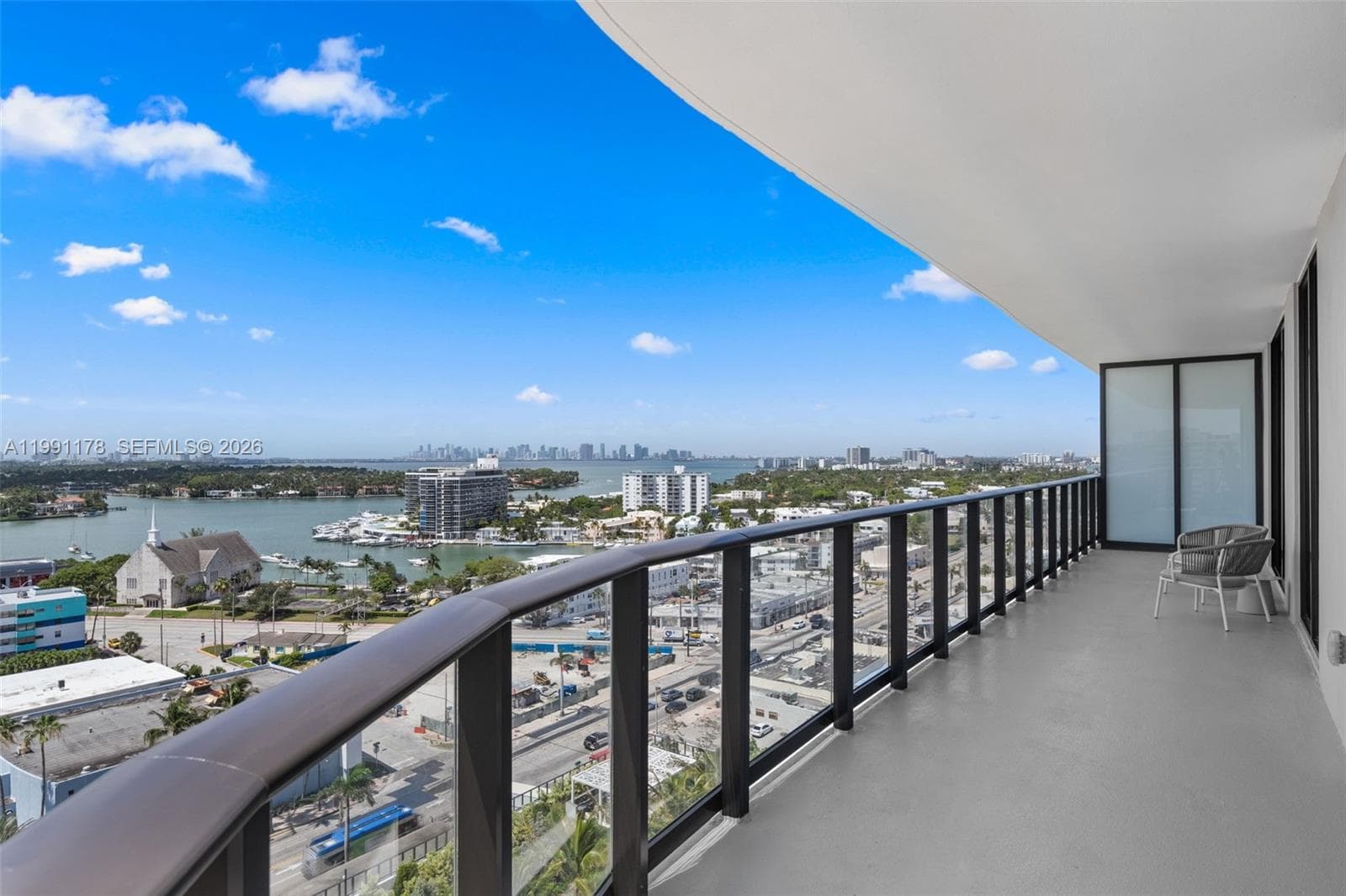 A11991178 — Miami Beach — 27