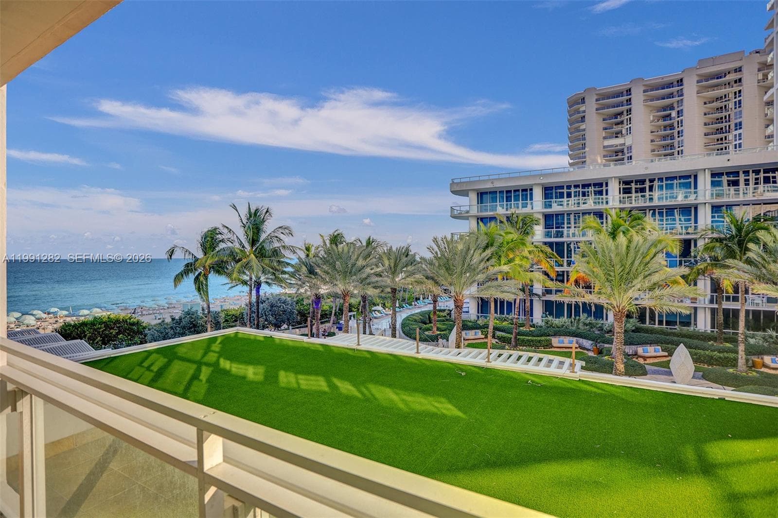 A11991282 — Miami Beach — 11
