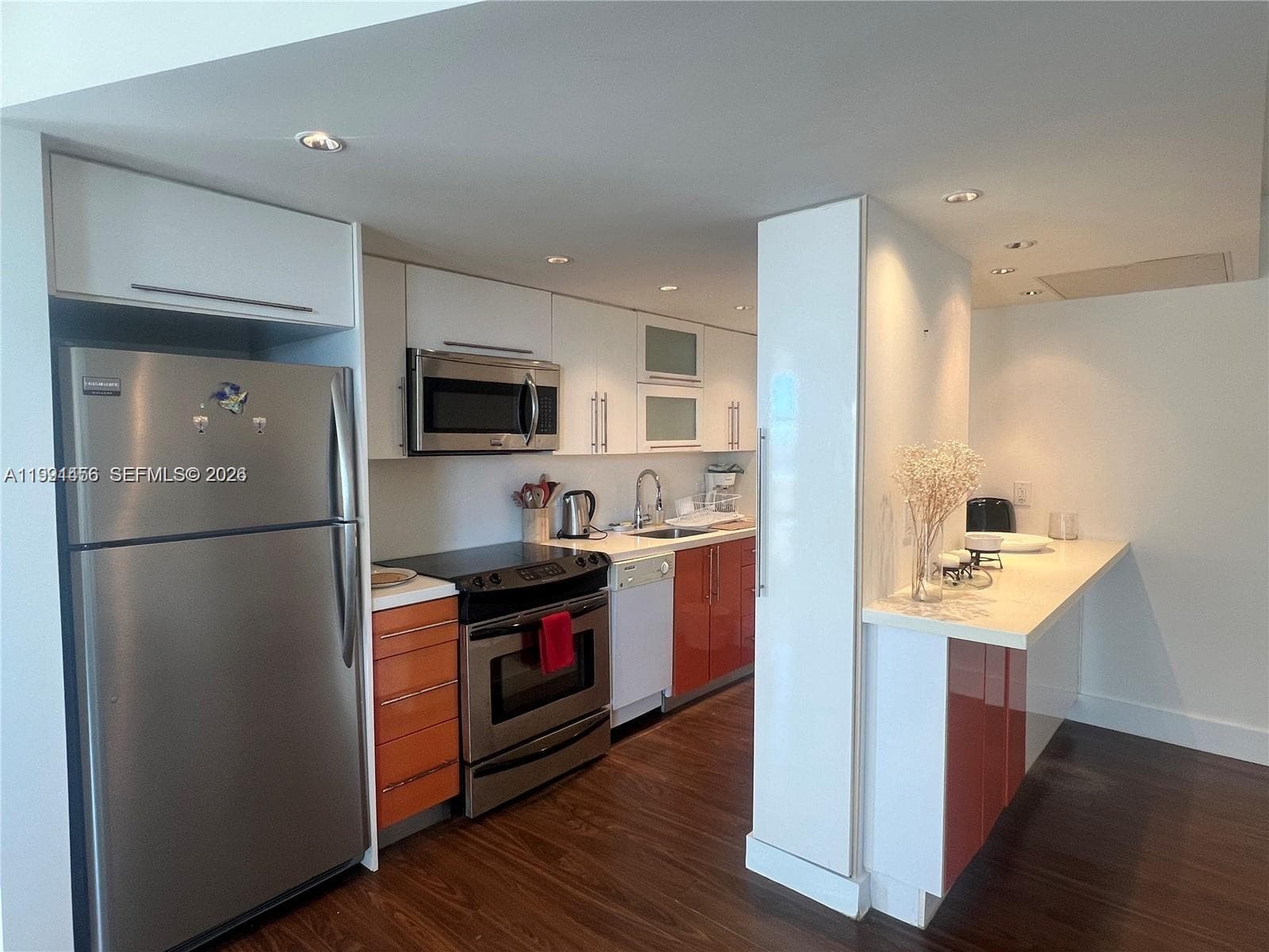 A11991456 — Miami Beach — 7