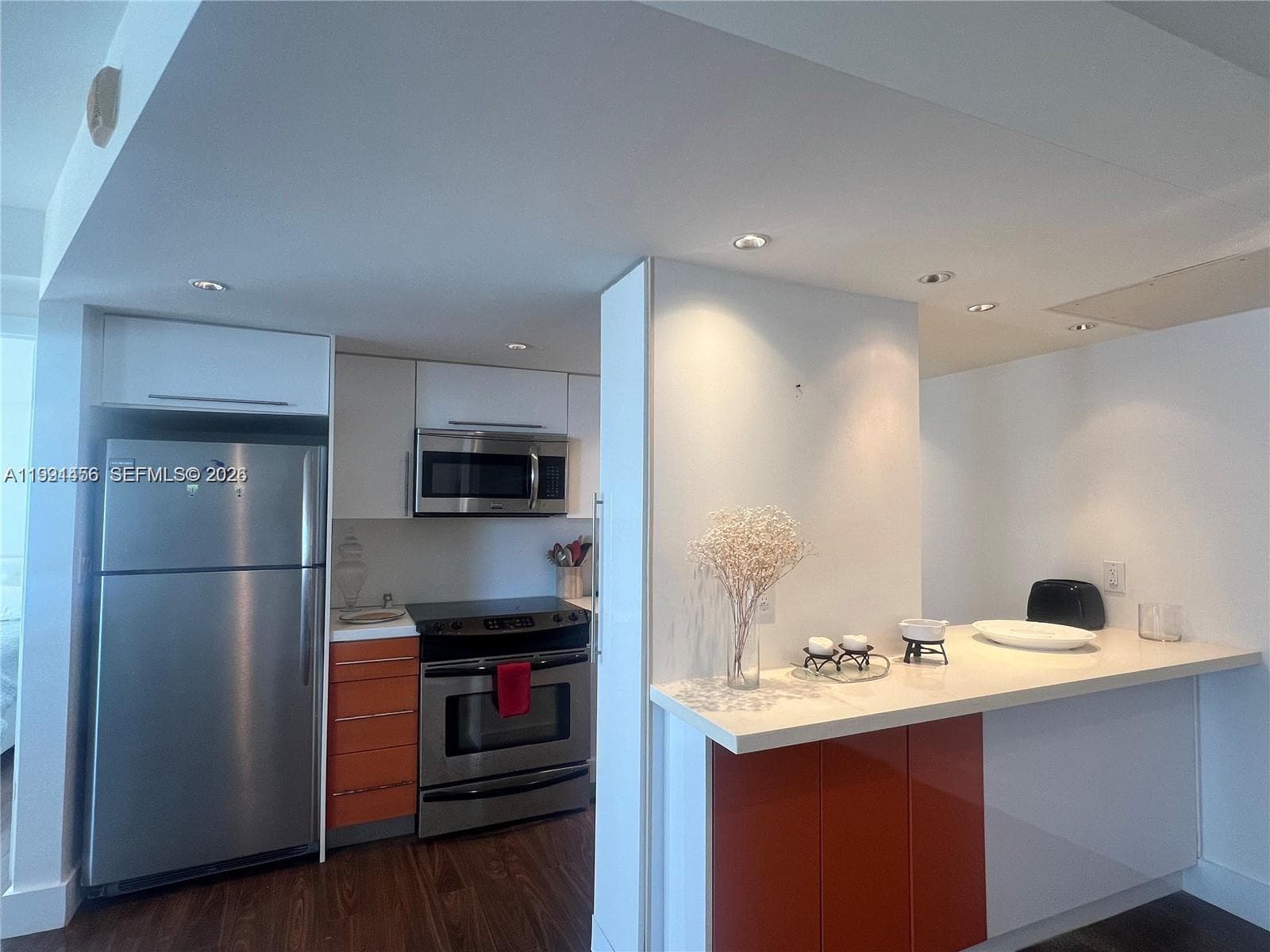 A11991456 — Miami Beach — 5