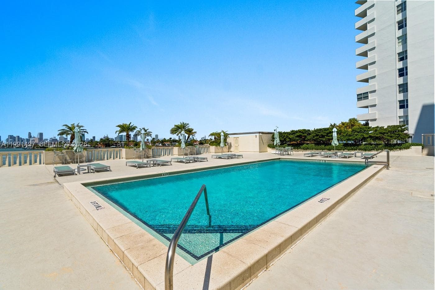 A11991497 — Miami Beach — 28